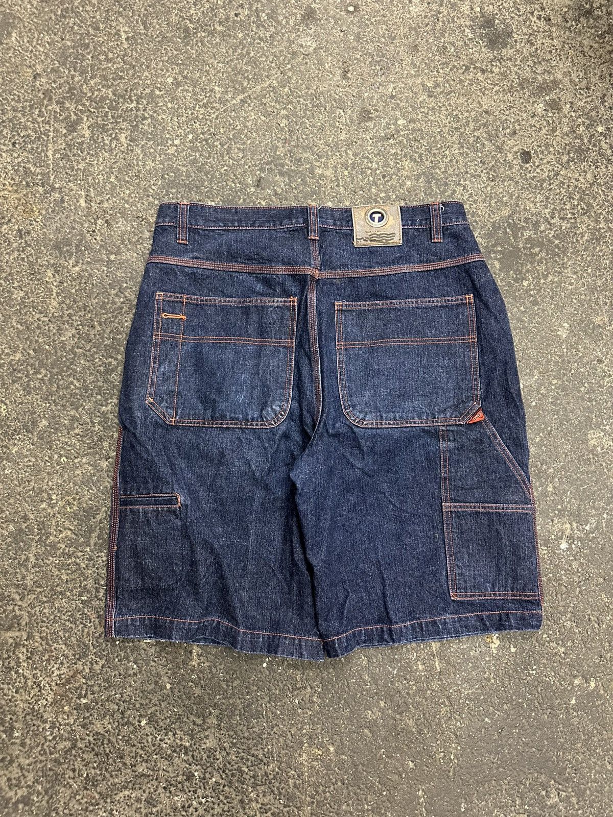 Designer × Vintage Y2K tuff cargo baggy jorts Size US 34 / EU 50 - 2 Thumbnail