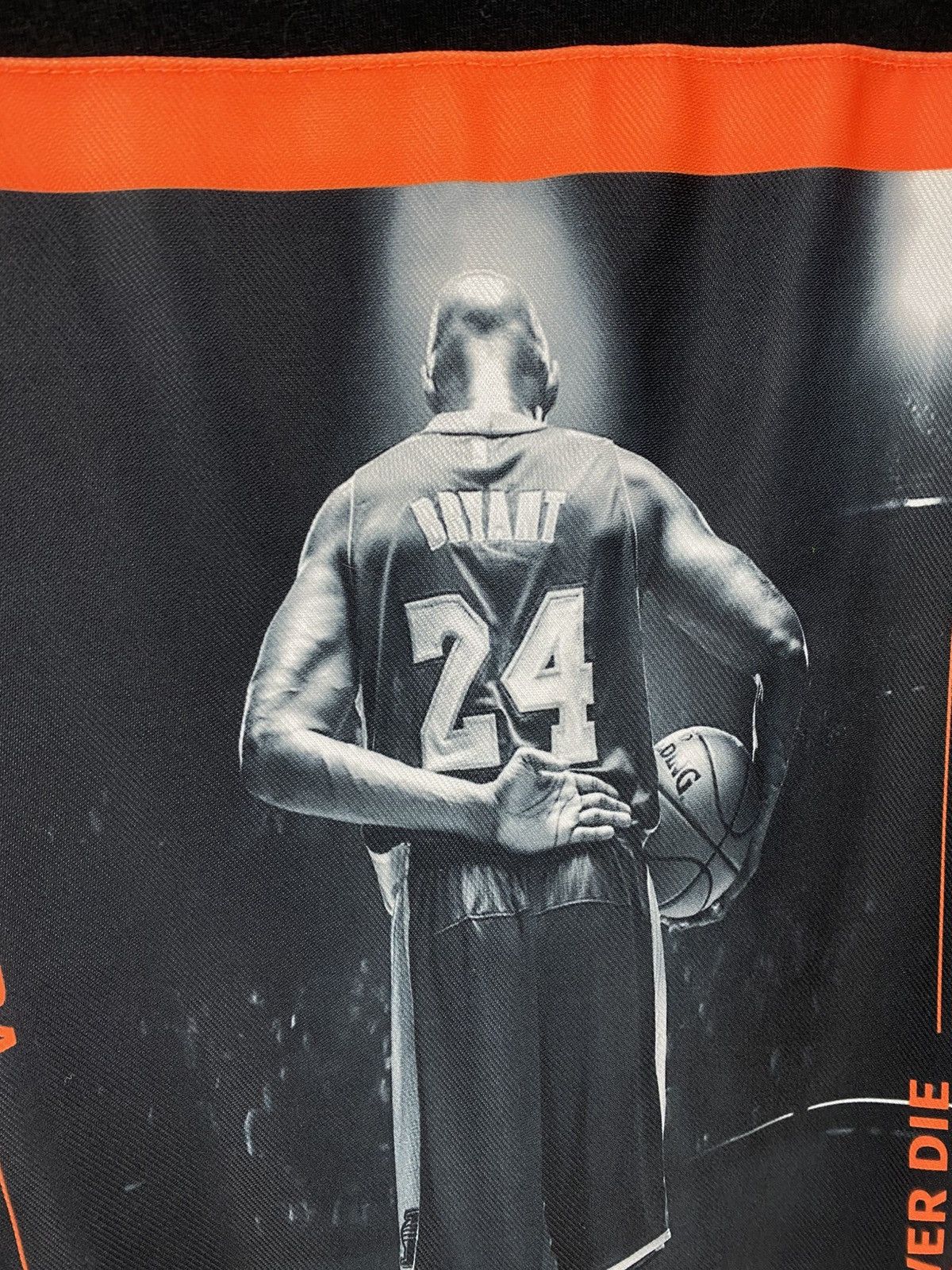 Vintage 🏀T-Shirt NBA Legend Never Die Black Fox Kobe Bryant 24 Tee🏀 Size US XL / EU 56 / 4 - 10 Thumbnail