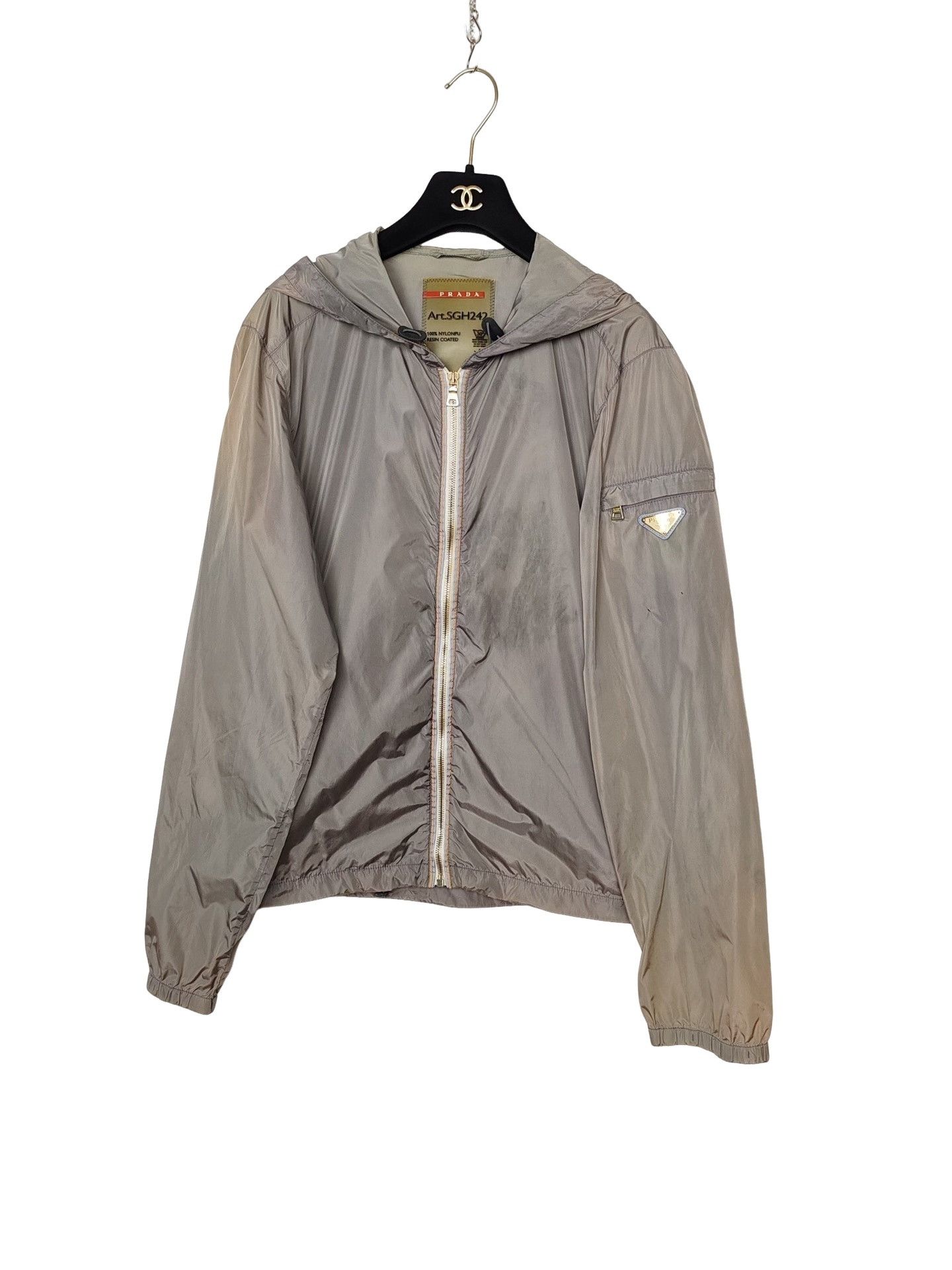 Prada Prada Nylon Metal Triangle Logo Jacket Size S Size US S / EU 44-46 / 1 - 1 Thumbnail