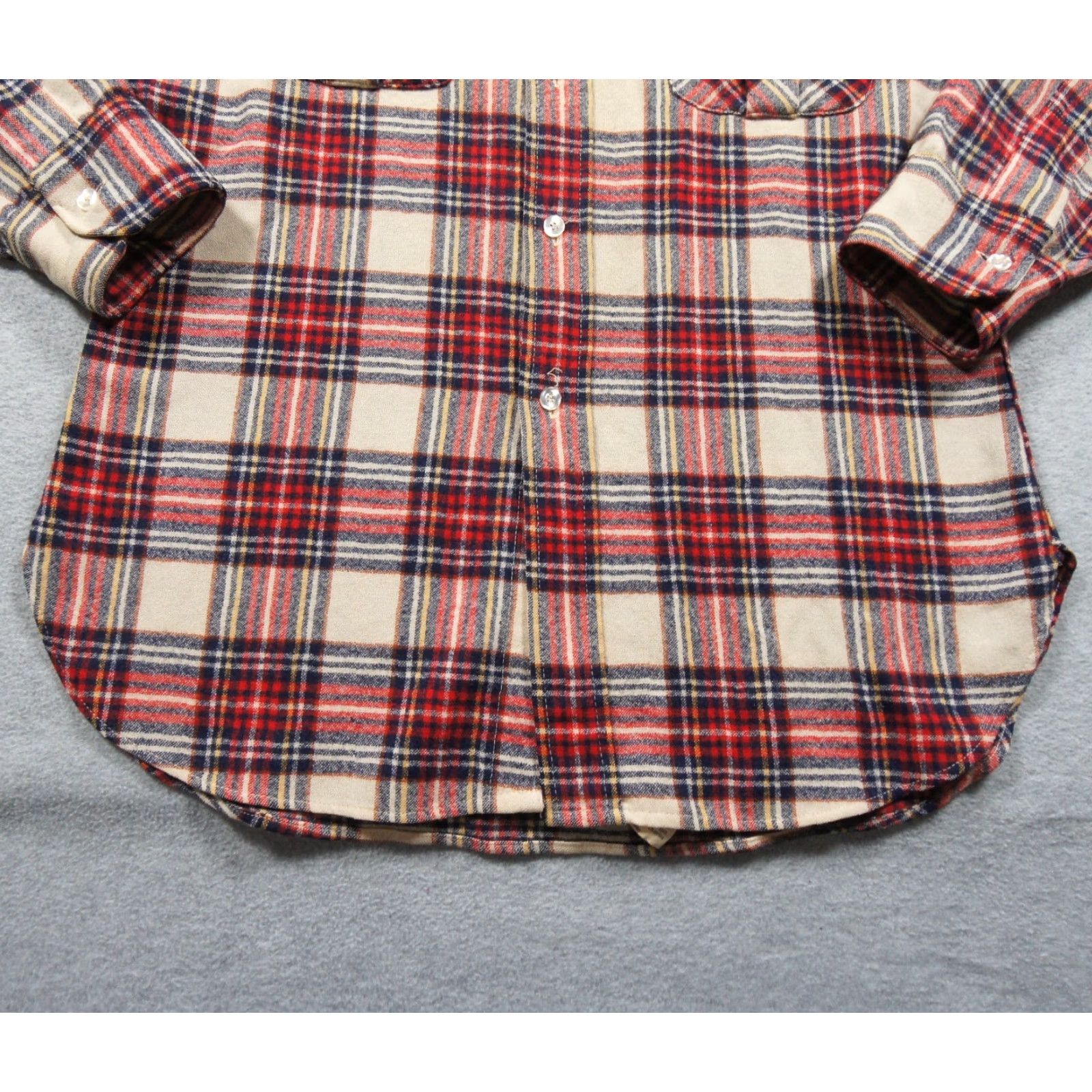 Pendleton VINTAGE Pendleton Shirt Button-Up Wool Flannel Mens Medium Red Plaid Outdoors Size US M / EU 48-50 / 2 - 3 Thumbnail