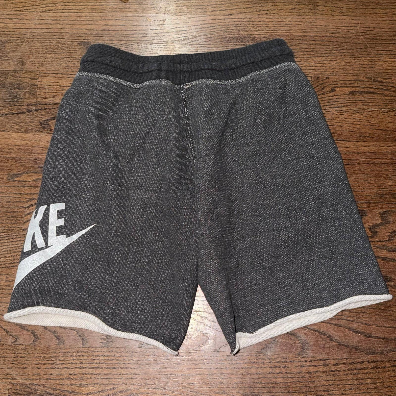 Nike Nike Sportswear Alumni French Terry Volley Shorts Mens SM Size US 30 / EU 46 - 4 Thumbnail