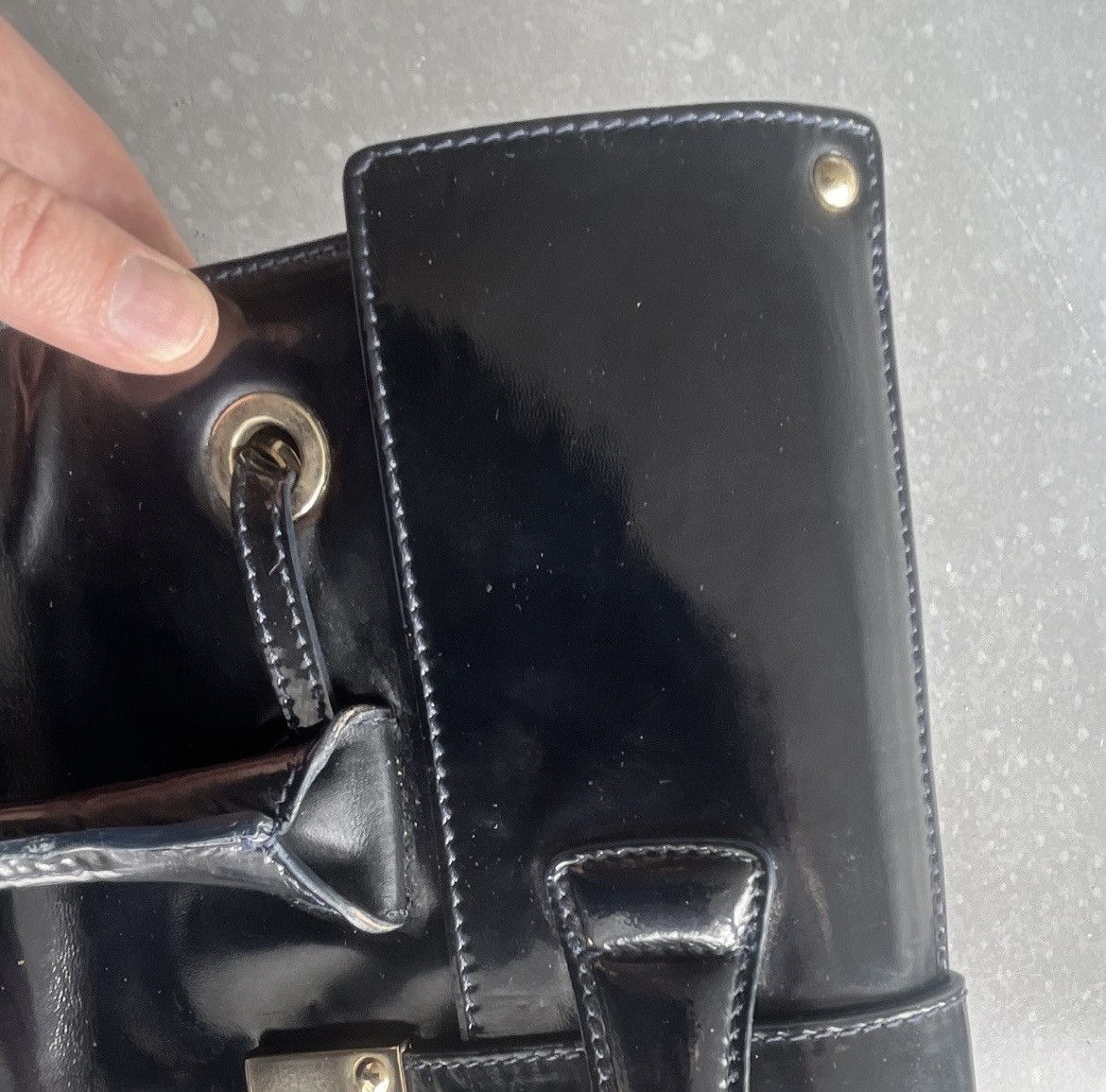 Jimmy Choo Jimmy Choo Large Patent Leather Handbag, Great Condition Size ONE SIZE - 11 Thumbnail