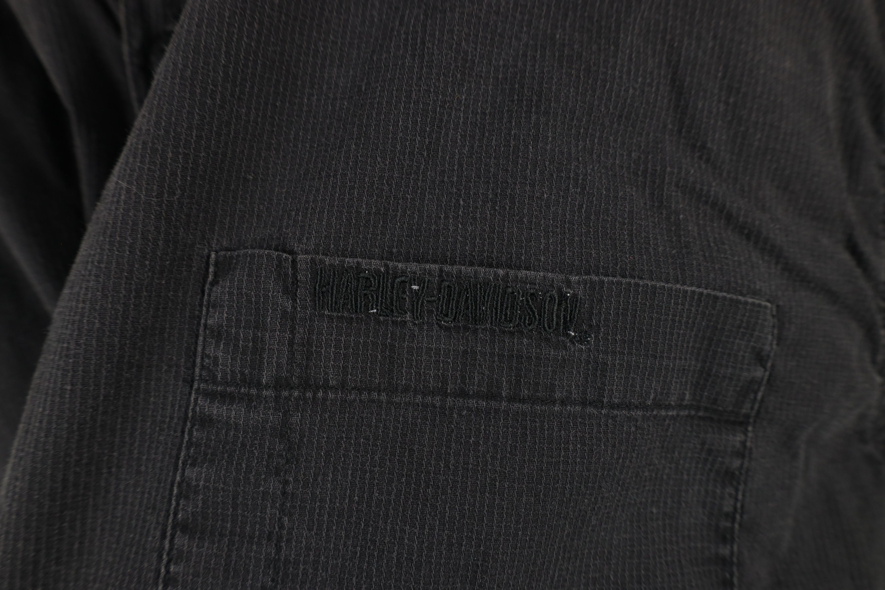 Harley Davidson × Vintage Vintage Harley Davidson Spell Out Collared Button Down Shirt Size US M / EU 48-50 / 2 - 4 Thumbnail