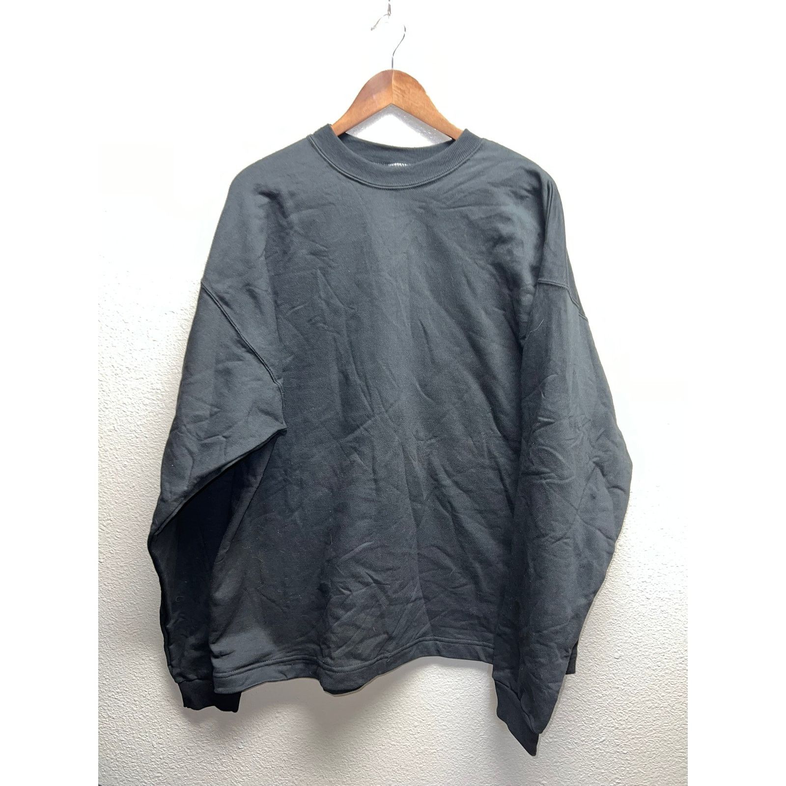 Vintage Vintage Black Blank Sweatshirt Crewneck XXL Fashion Gear 90s Size US XXL / EU 58 / 5 - 1 Thumbnail