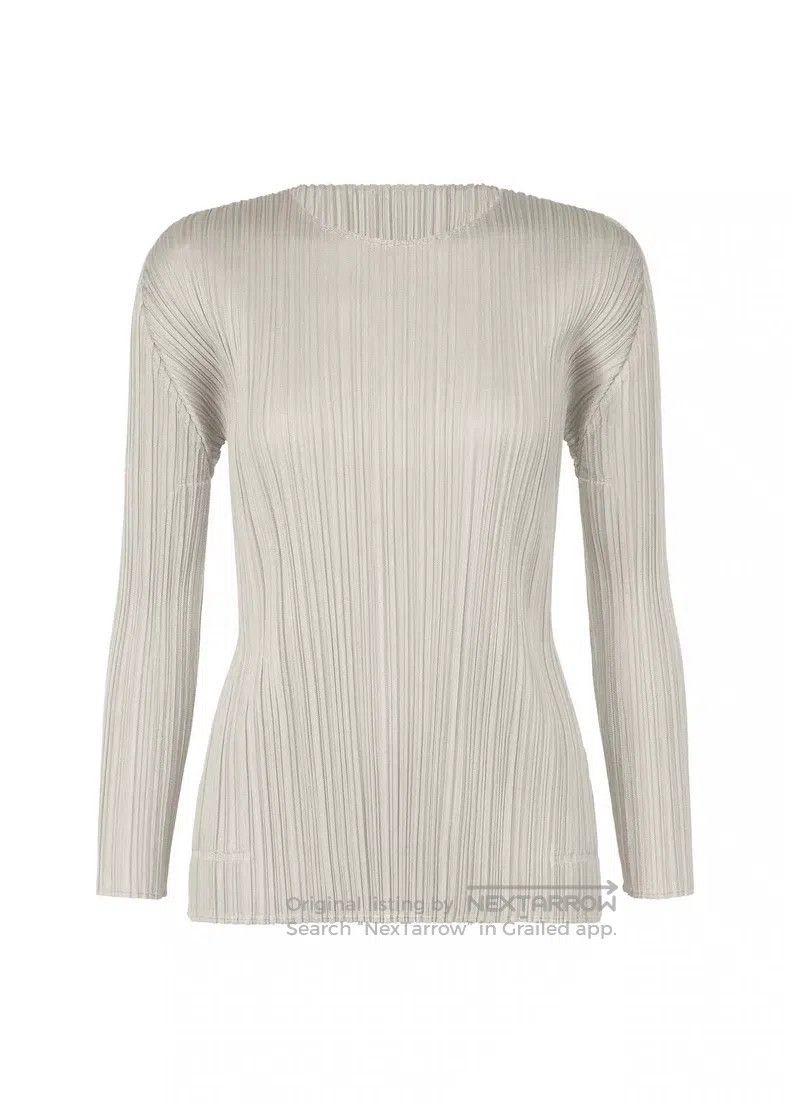 Issey Miyake Issey Miyake Light Gray Crew Neck Base Layer Top Size L / US 10 / IT 46 - 1 Thumbnail