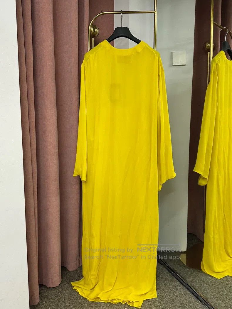 Valentino Valentino Yellow dress Size L / US 10 / IT 46 - 4 Thumbnail