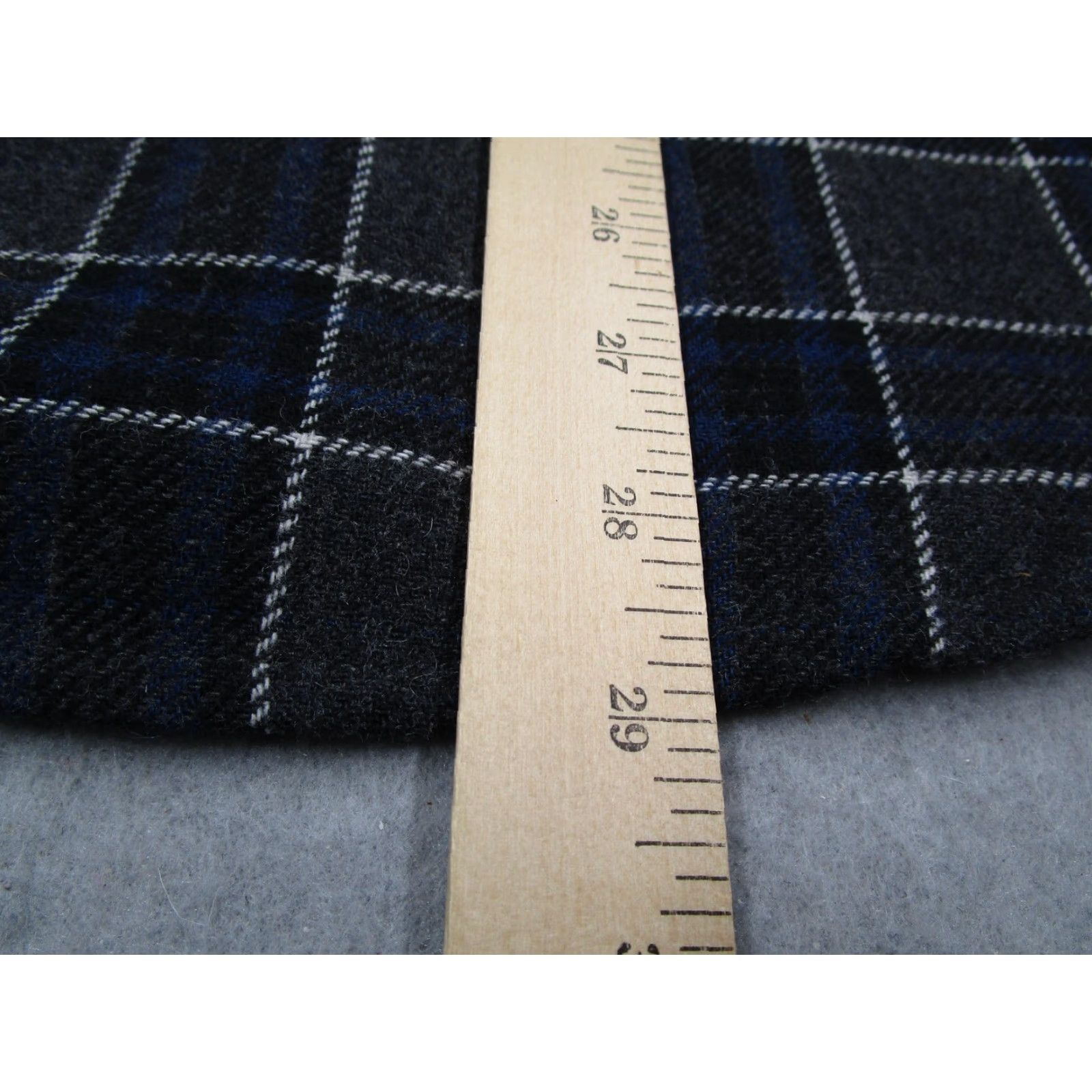 Vintage **Gray Plaid Flannel Shirt Mens Small Button Up Workwear** User: Gray Plaid Flannel Shirt Mens Small Button Up Workwear Size US S / EU 44-46 / 1 - 7 Thumbnail