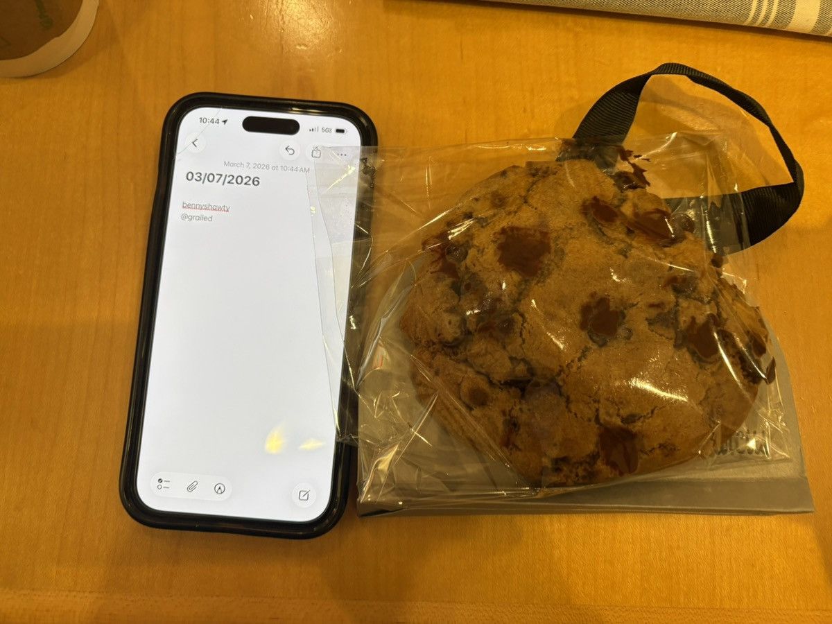 Neiman Marcus Neiman Marcus Famous Cookie Size ONE SIZE - 3 Thumbnail