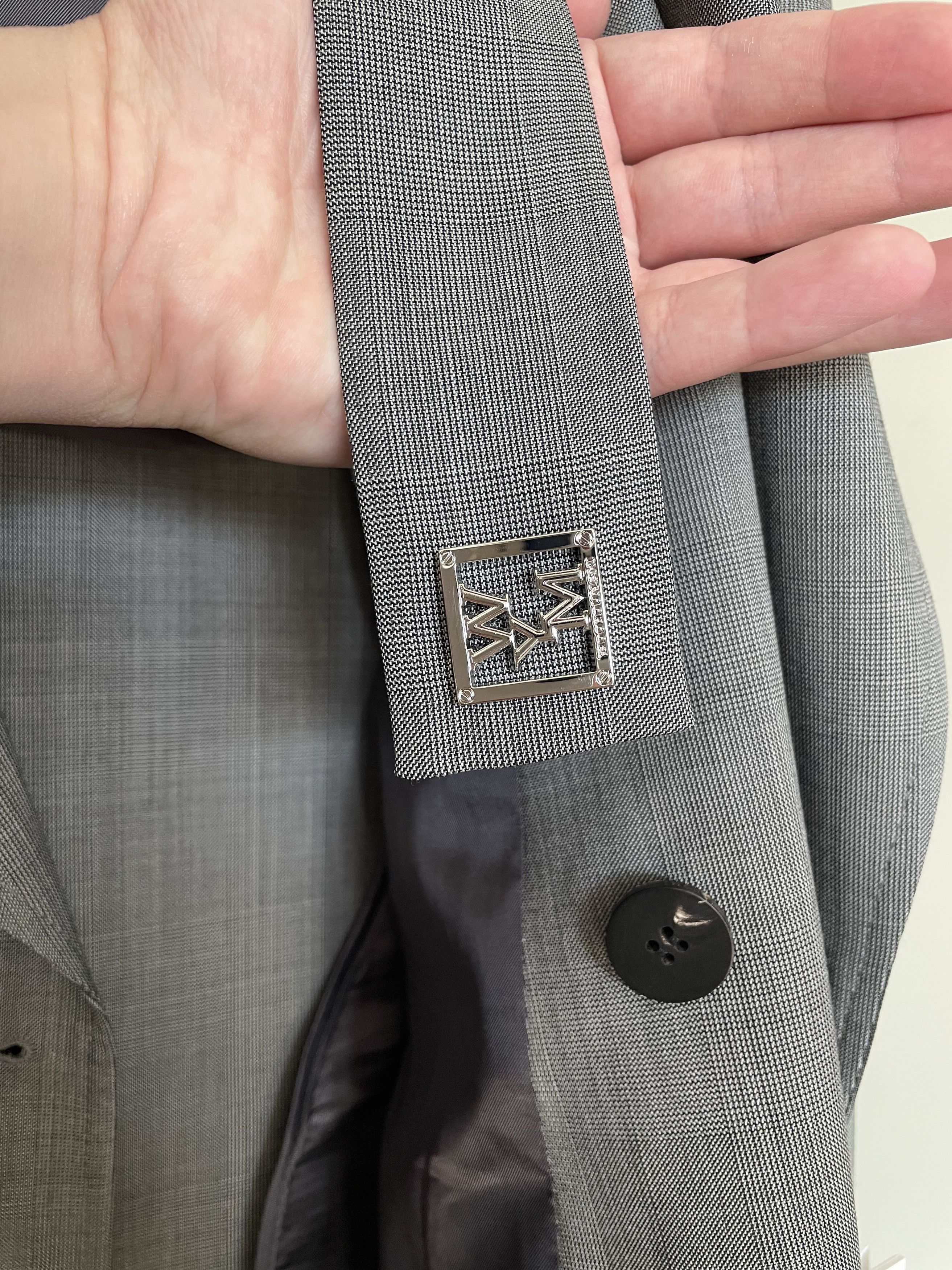 Wooyoungmi GORGEOUS RARE DOUBLE-BREASTED PRINCE OF WALES GREY BLAZER Size 44S - 5 Thumbnail