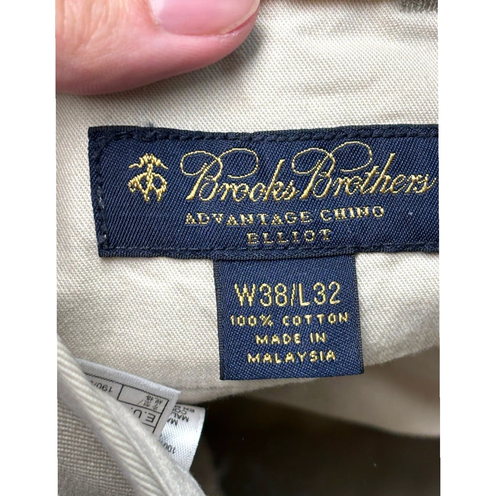 Brooks Brothers Brooks Brothers Advantage Chino Elliot Elliott? No, use original: "Brooks Brothers Advantage Chino Elliot Men's Pants Khaki W38 L32 Pleated Cotton" Size US 38 / EU 54 - 4 Thumbnail