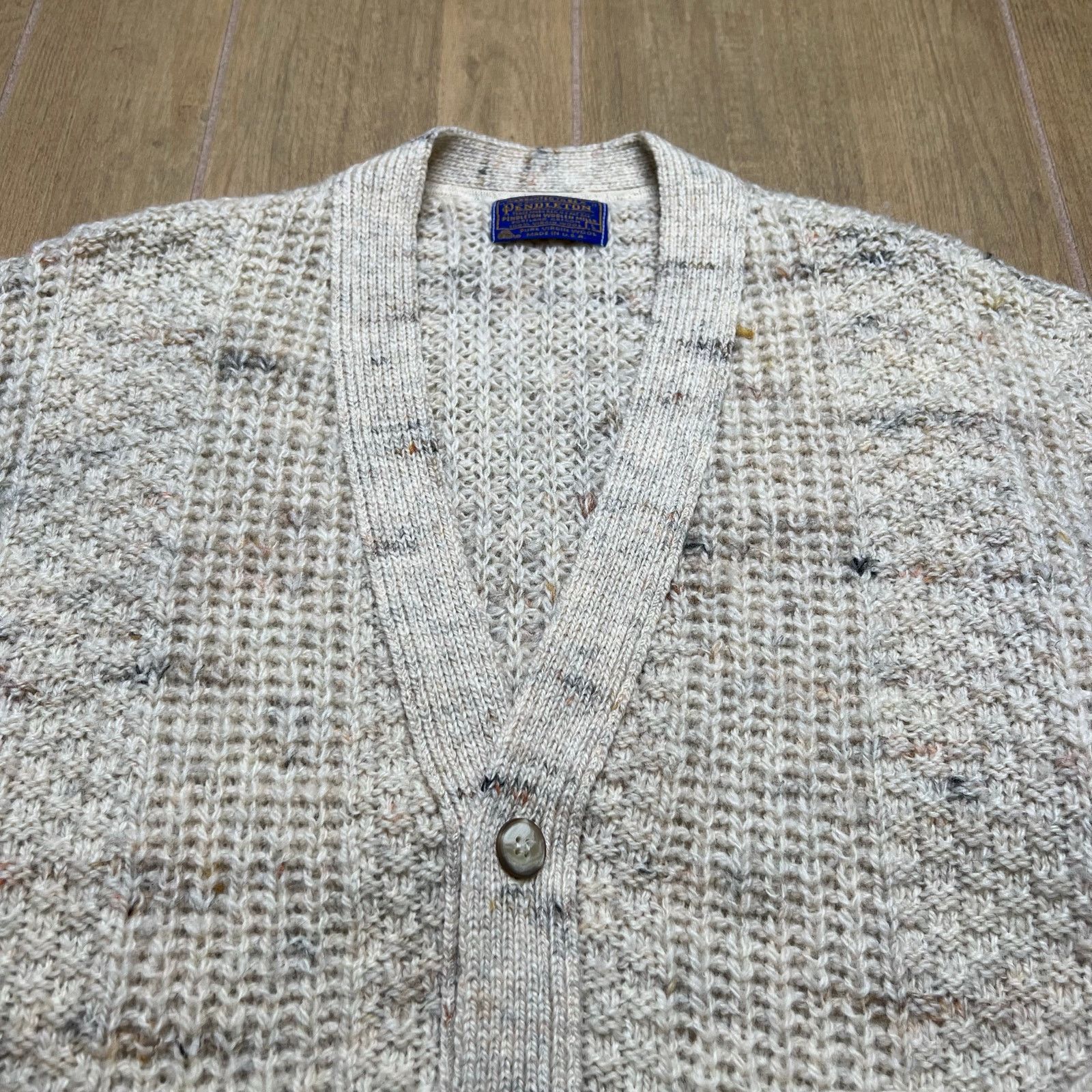 Pendleton Vintage Pendleton Virgin Wool Cardigan Sweater USA Made Sz L Size US L / EU 52-54 / 3 - 4 Thumbnail