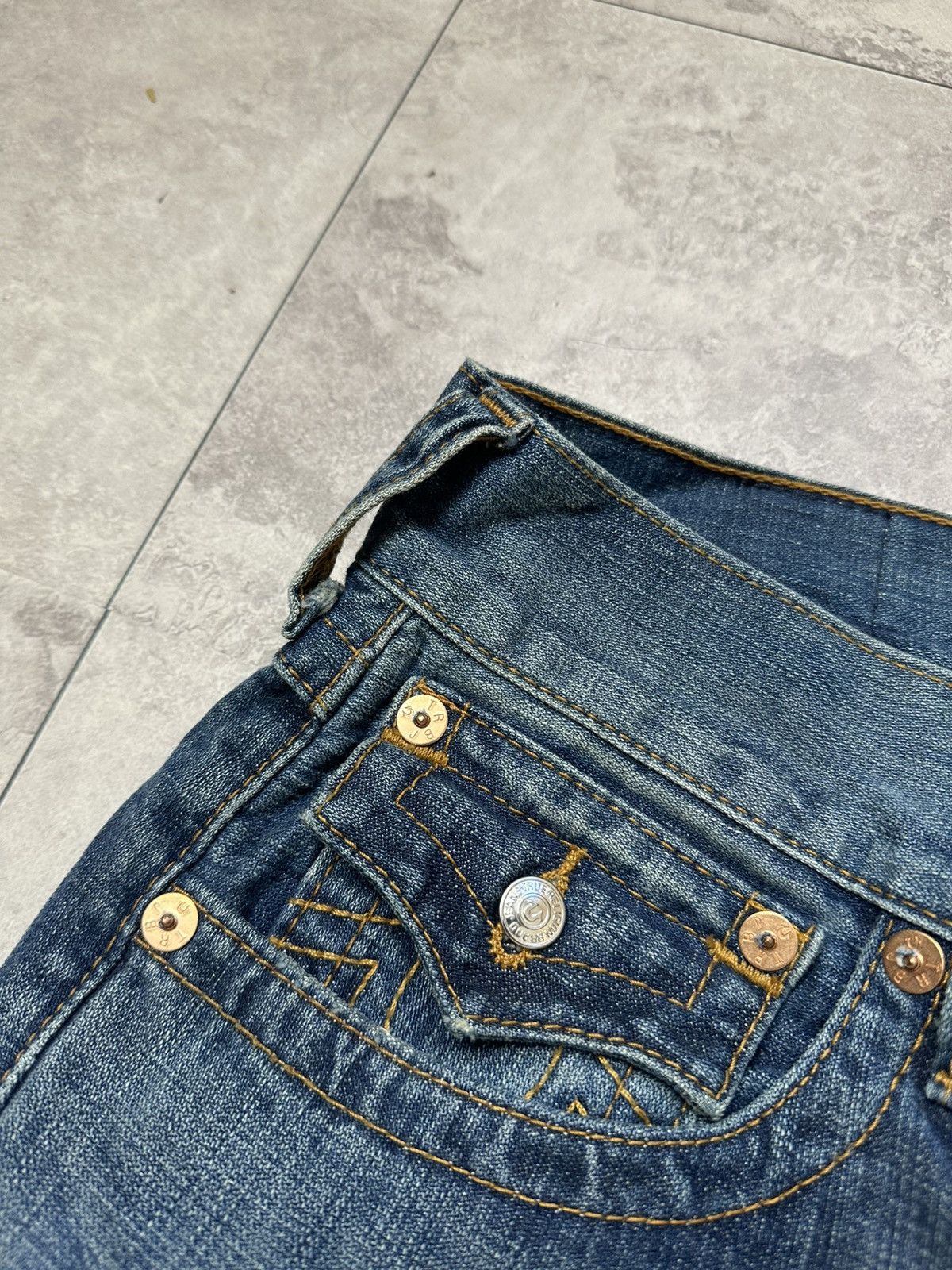True Religion × Vintage Vintage Y2K True Religion Blue Denim Distressed Jeans Sz 32 Size US 32 / EU 48 - 9 Thumbnail