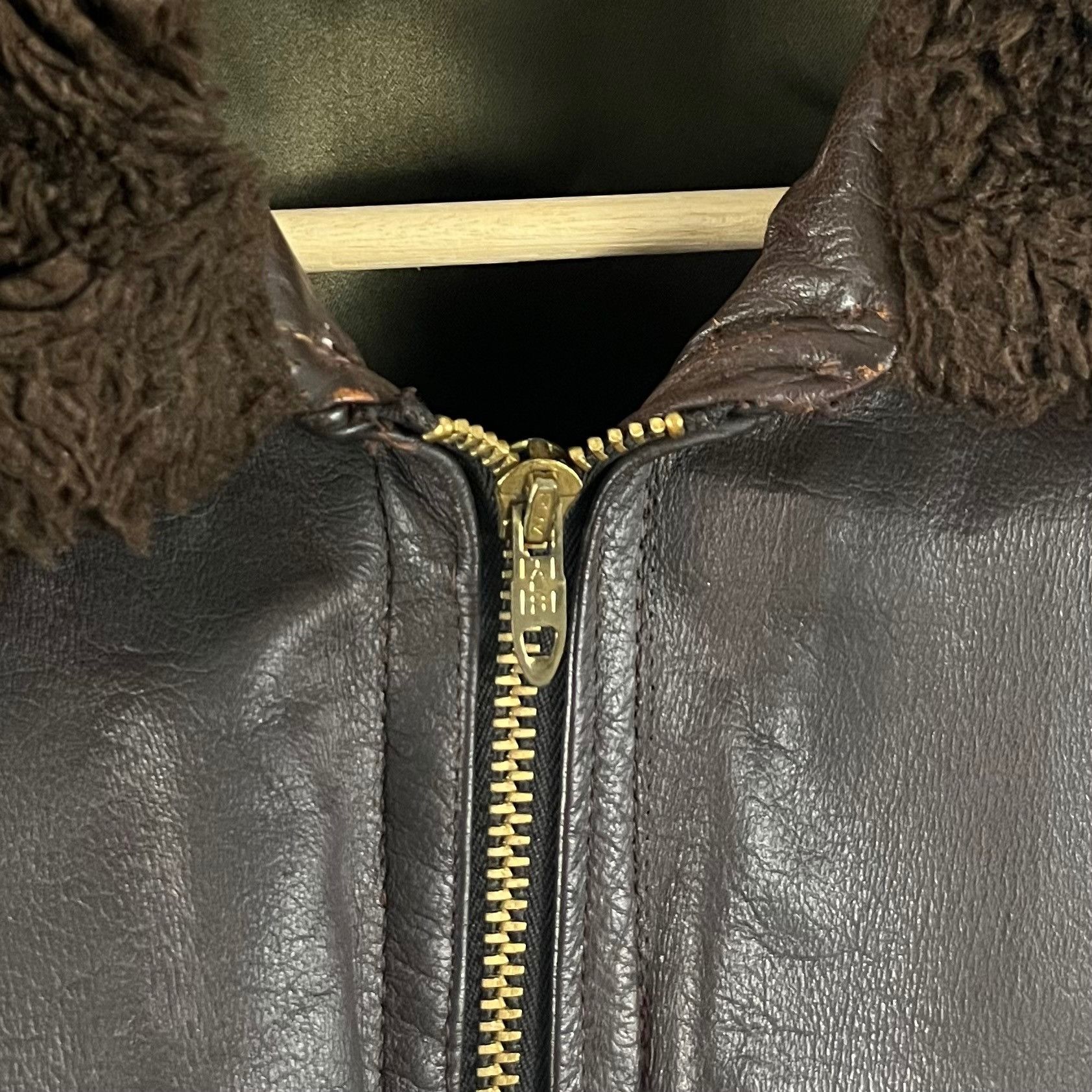 Vintage Vintage 60’s G-1 Military leather jacket Size US M / EU 48-50 / 2 - 4 Thumbnail
