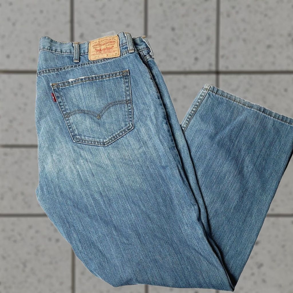 Levi's Levi's 559 Jeans Relaxed Straight Leg Medium Wash Blue W40 X L30 Mens Size US 40 / EU 56 - 1 Thumbnail