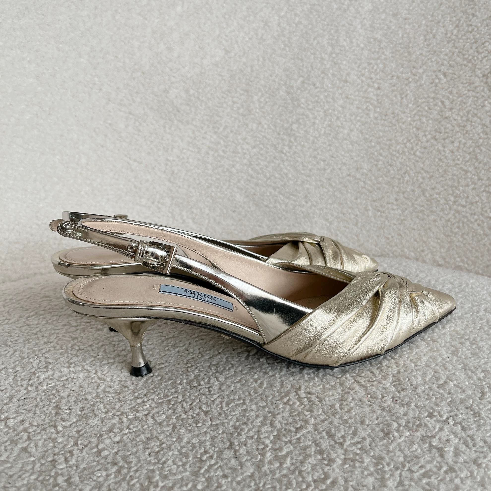 Prada Prada Gold Pointed Toe Heels 35.5 8381 Size US 5 / IT 35 - 3 Thumbnail