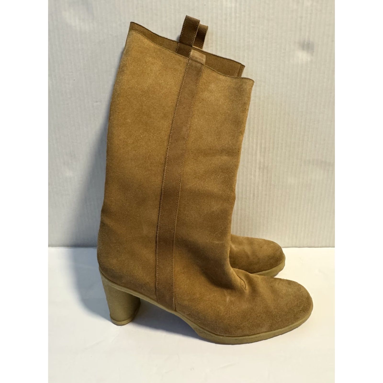 Vintage Robert Clergerie France Vintage Suede Boots Women's TAN Size 9 Size US 9 / IT 39 - 2 Thumbnail