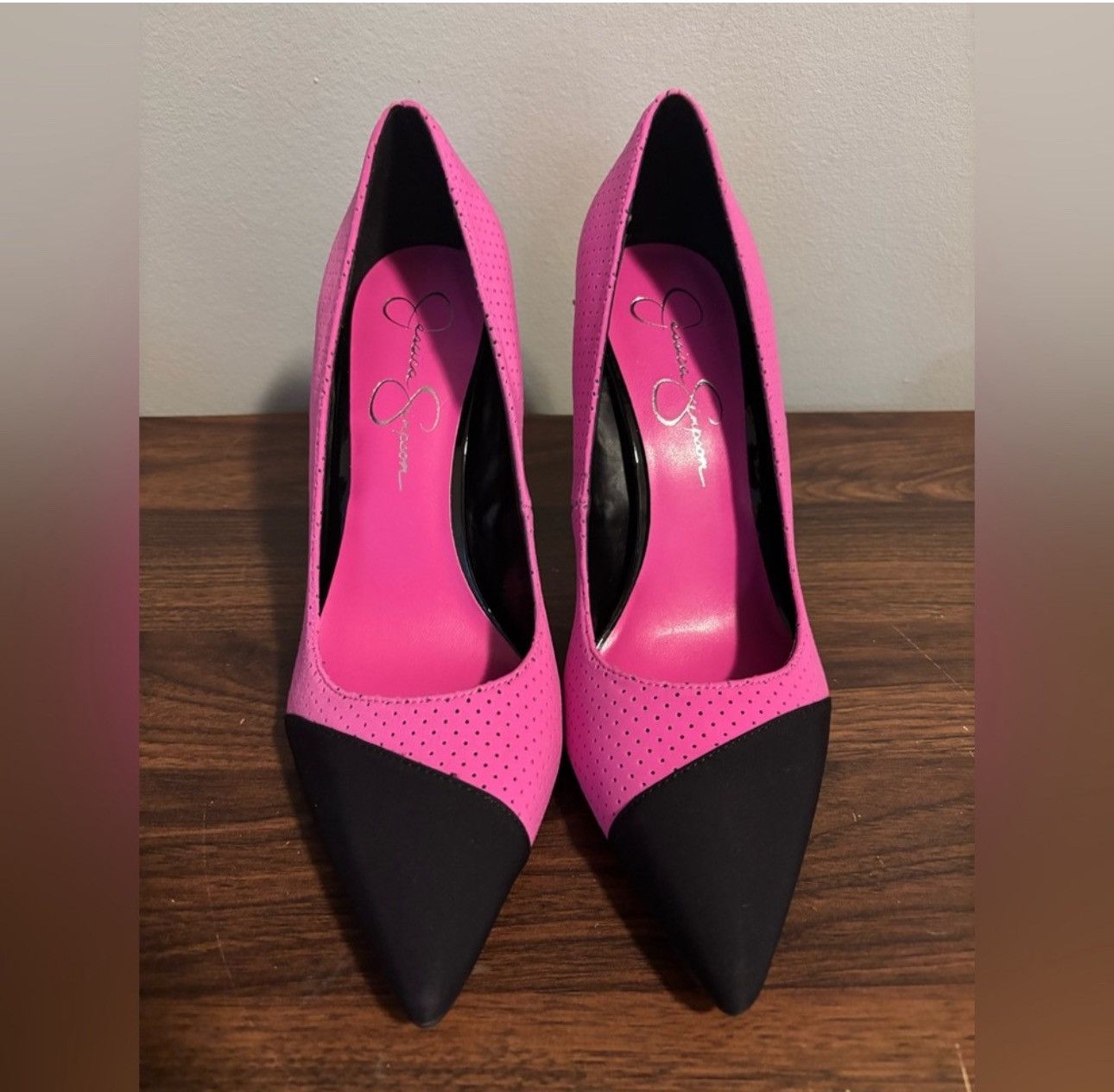 Jessica Simpson Pink and Black Heels Size US 9.5 / IT 39.5 - 1 Thumbnail