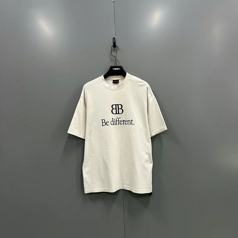 Balenciaga Balenciaga Solid Double B Letter Short Sleeve Size US S / EU 44-46 / 1 - 1 Thumbnail