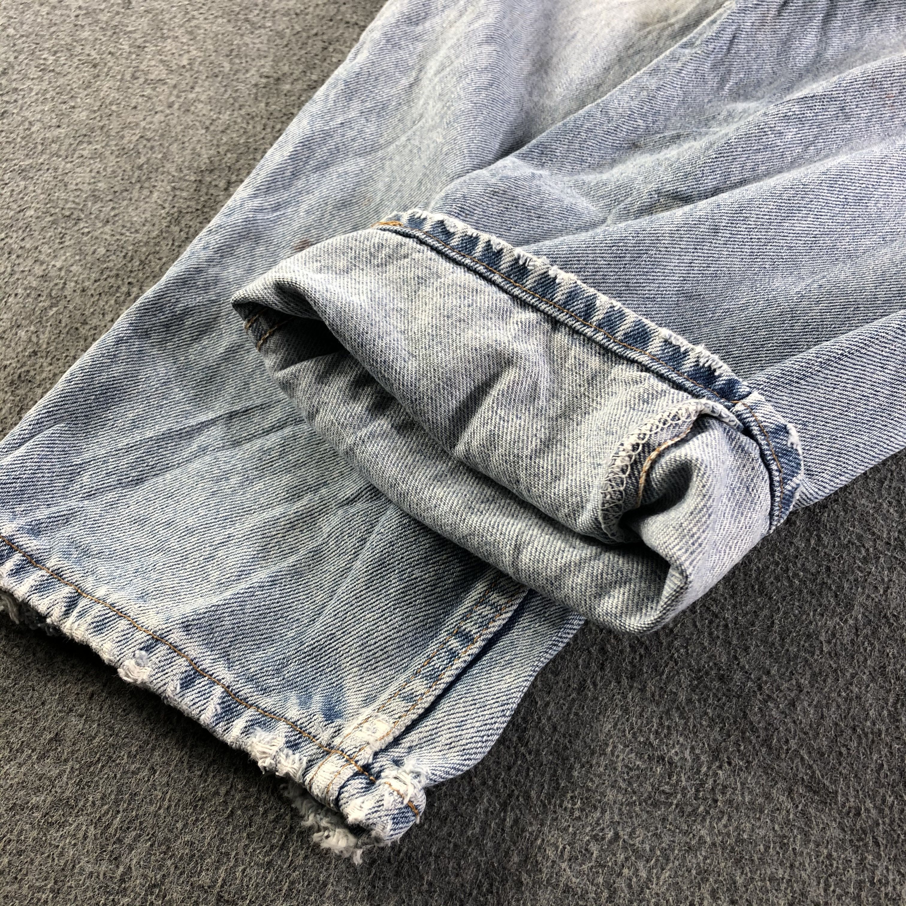 Levi's 90s Vintage Light Wash Levis 560 Jeans-J3241 Size US 34 / EU 50 - 7 Thumbnail