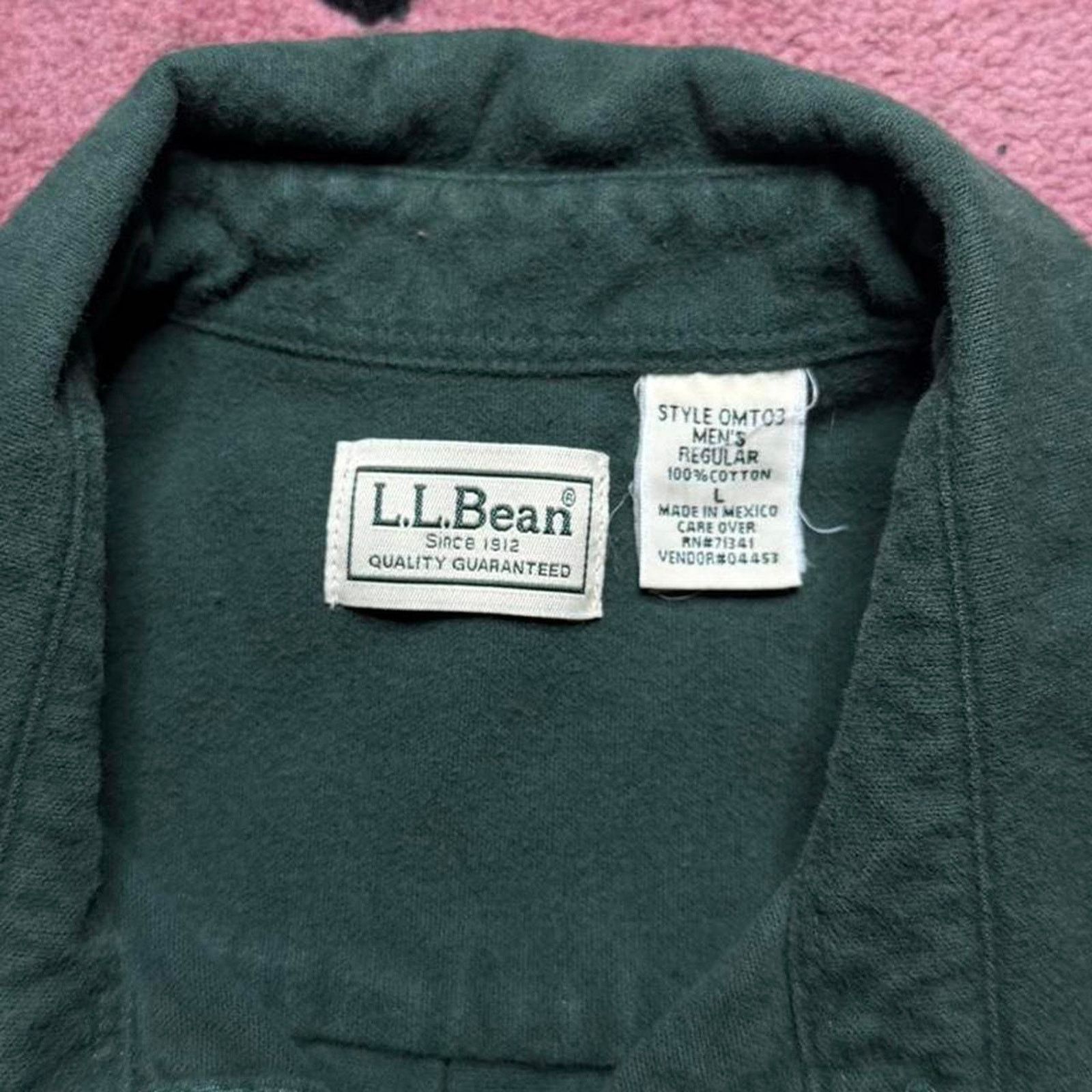 Eddie Bauer Eddie Bauer Casual Button Up Flannel Shirt Size Large Green Size US L / EU 52-54 / 3 - 4 Thumbnail