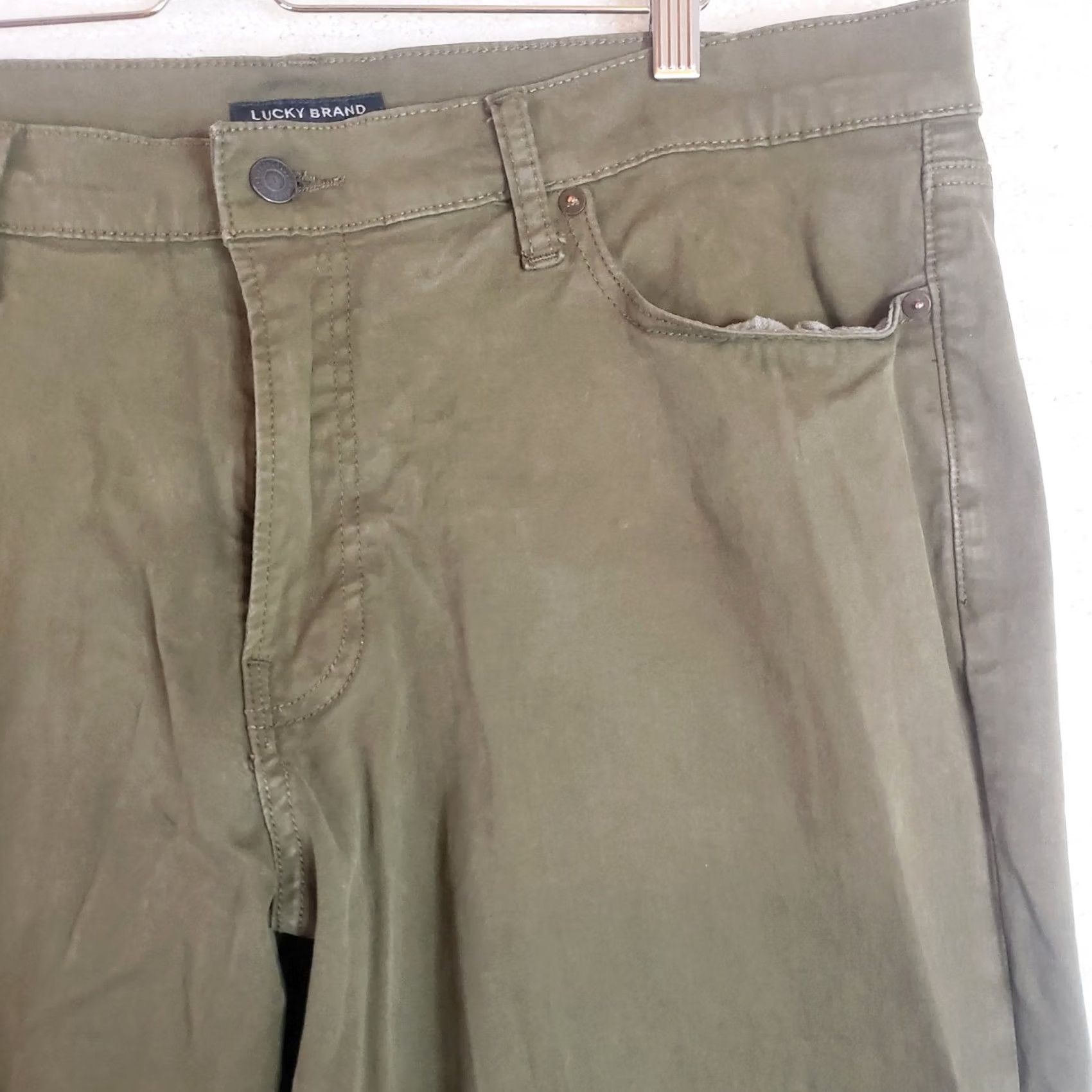 Lucky Brand Lucky Brand 410 Athletic Slim Jeans Men 38x30 Green Khaki Stretch Denim Size US 38 / EU 54 - 5 Thumbnail