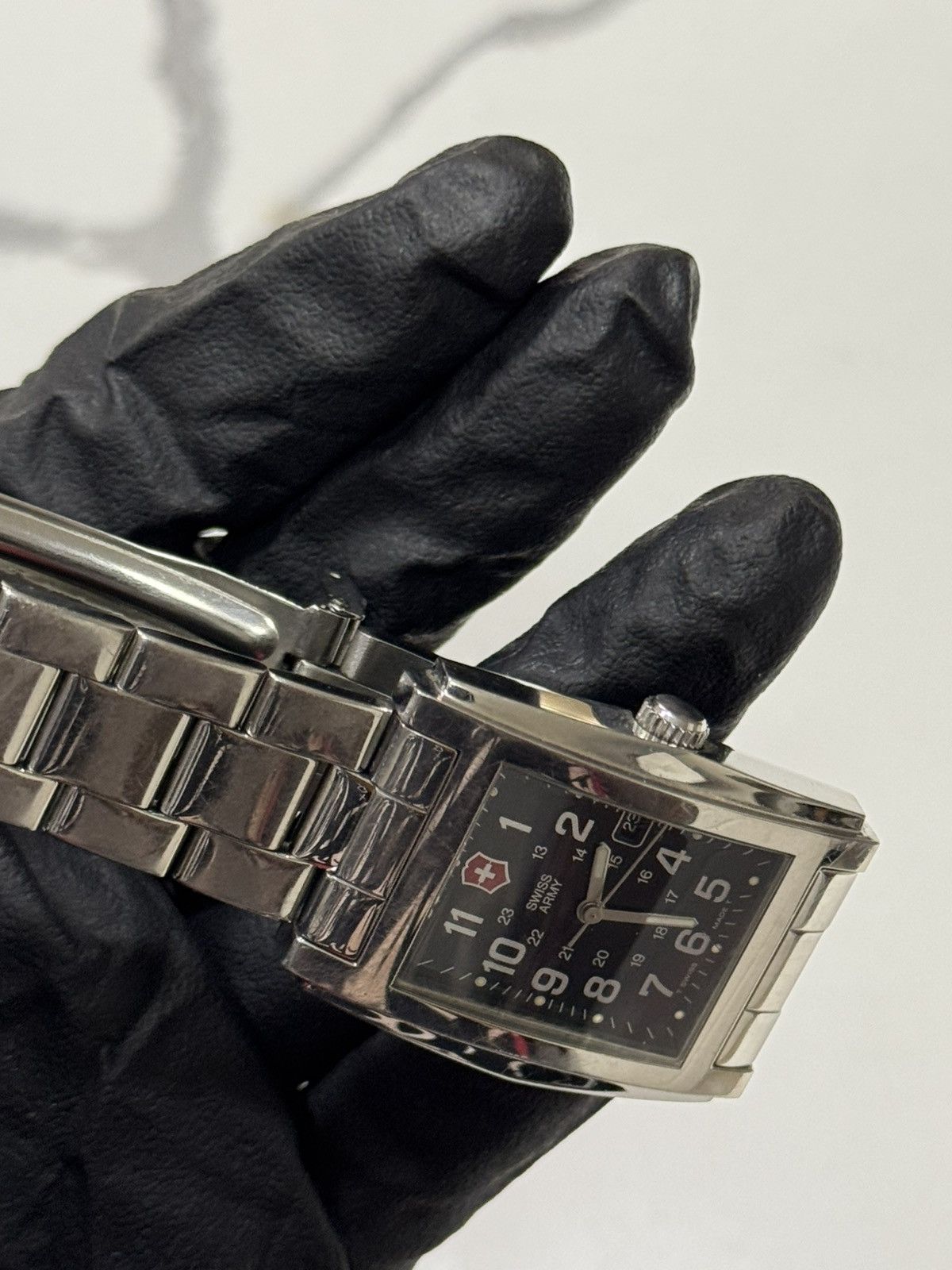 Victorinox Victorinox Swiss Army Officer’s LS Watch Size 40 - 21 Thumbnail