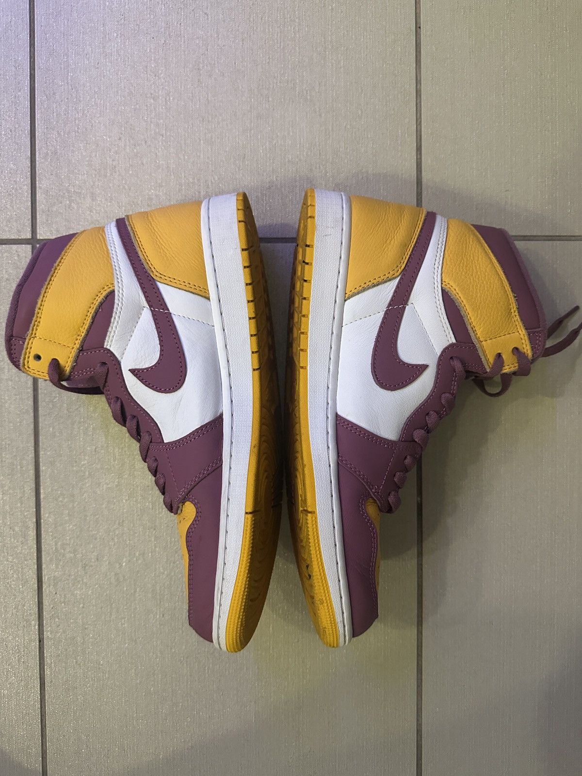 Jordan Brand Jordan 1 brotherhood Size US 10.5 / EU 43-44 - 6 Thumbnail