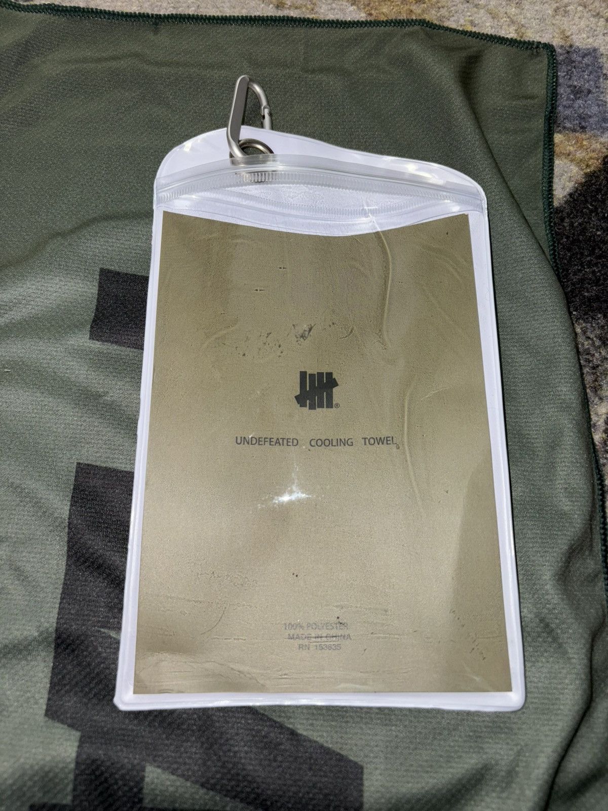 Undefeated Undefeated Play Dirty Long Cooling Towel Size ONE SIZE - 5 Thumbnail