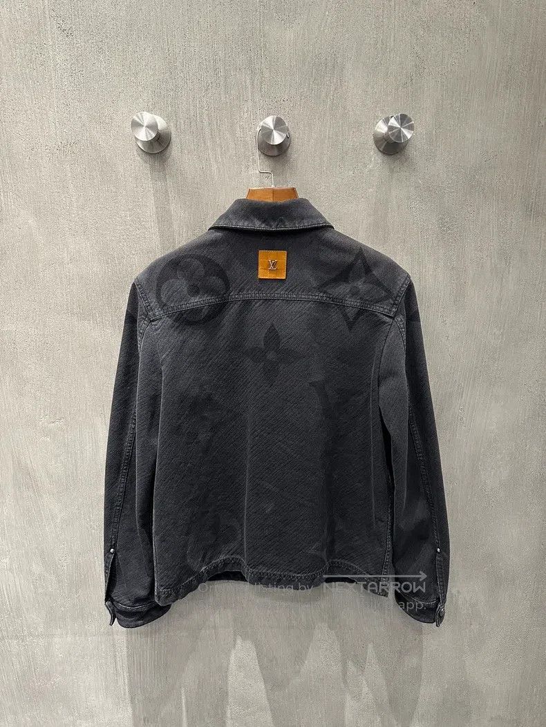 Louis Vuitton Louis Vuitton Dark logo denim jacket Size US S / EU 44-46 / 1 - 2 Thumbnail