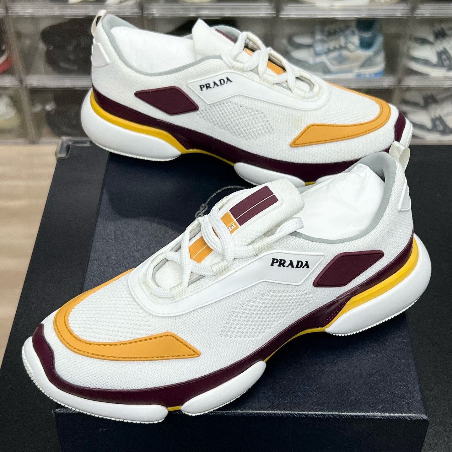 Prada Prada White Shoes Low Top High Top Size US S / EU 44-46 / 1 - 1 Thumbnail