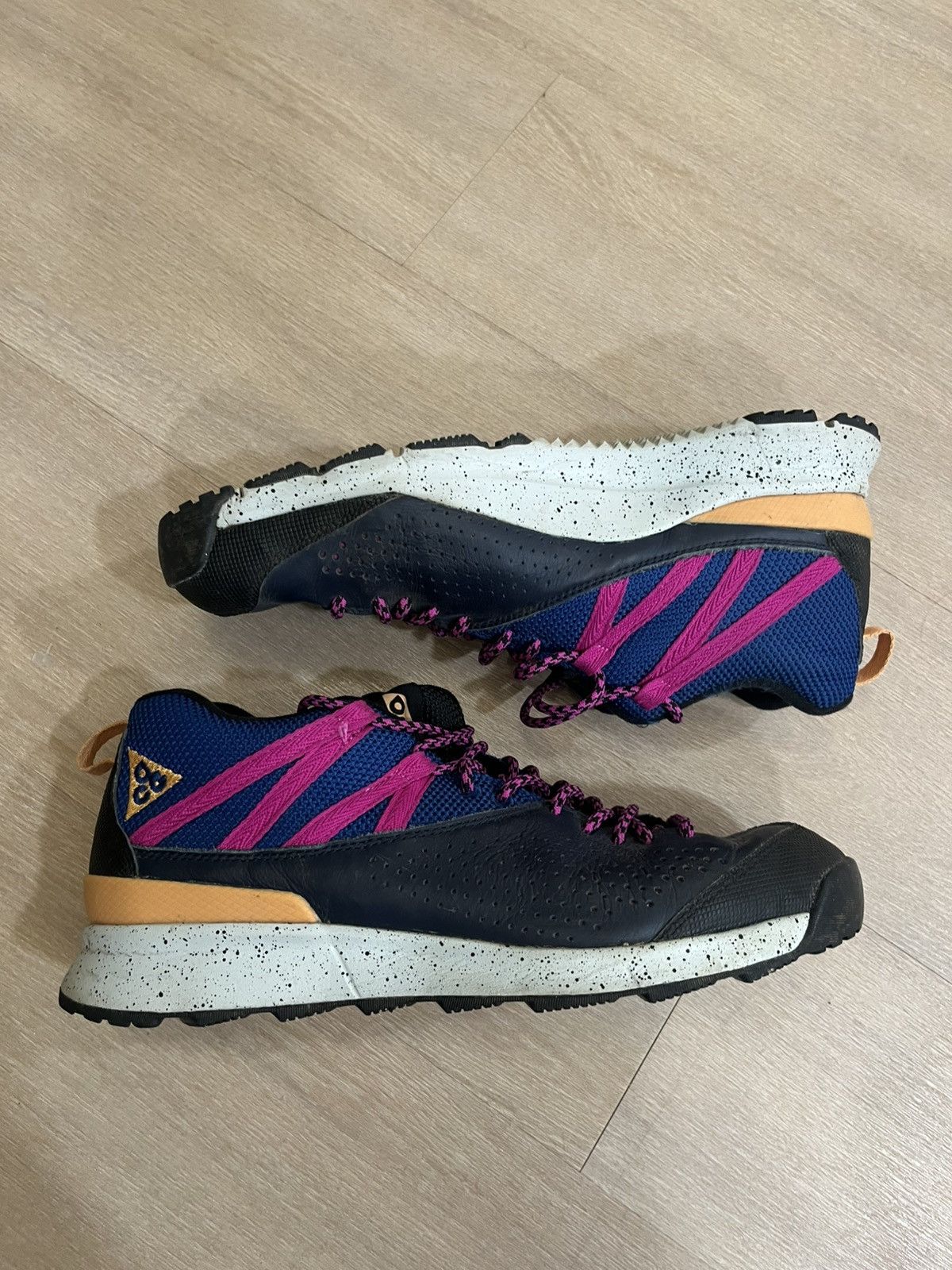 Nike ACG Nike ACG Sneakers Size US 10.5 / EU 43-44 - 2 Thumbnail