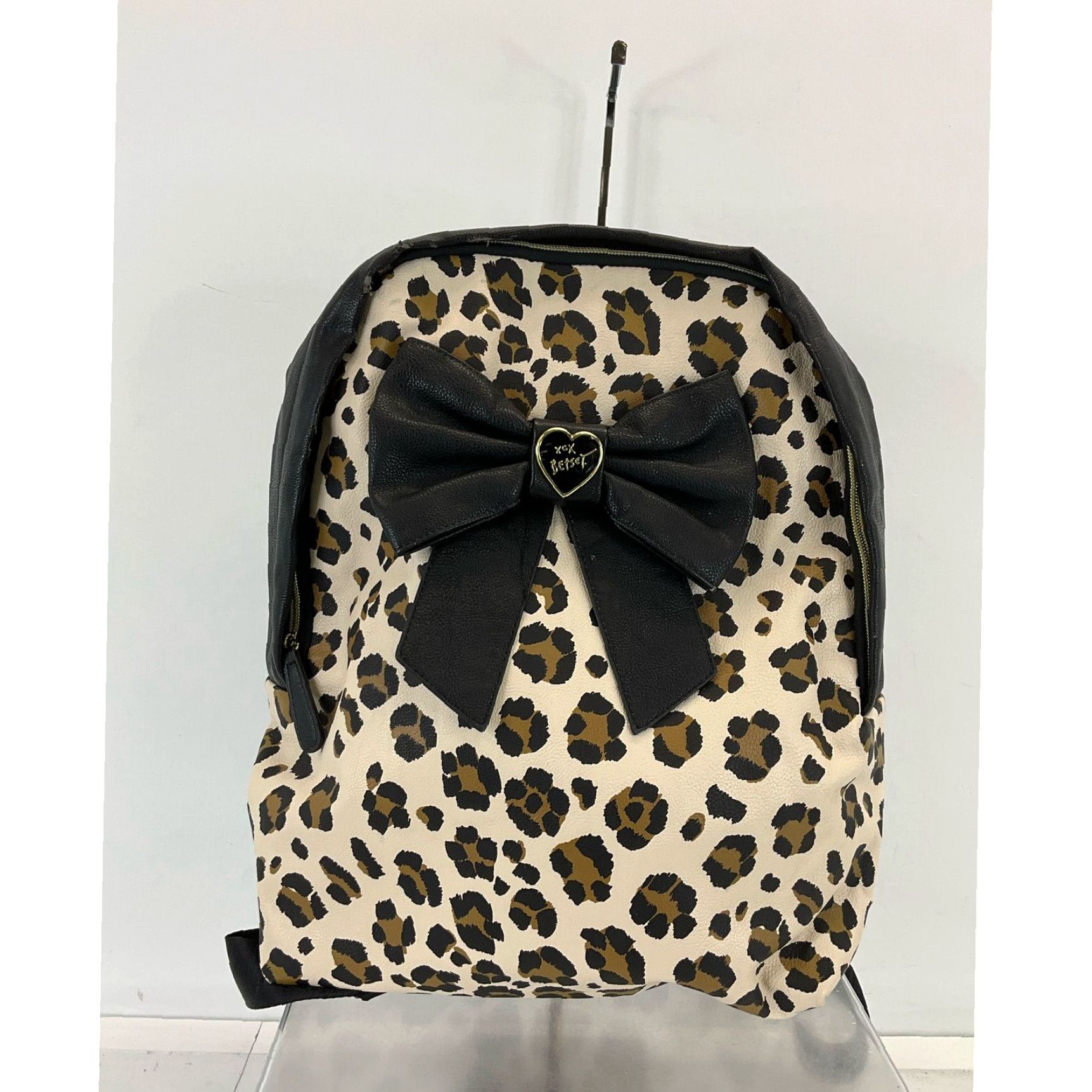 Betsey Johnson Skull Embossed Mummy offers Cat Mini Backpack