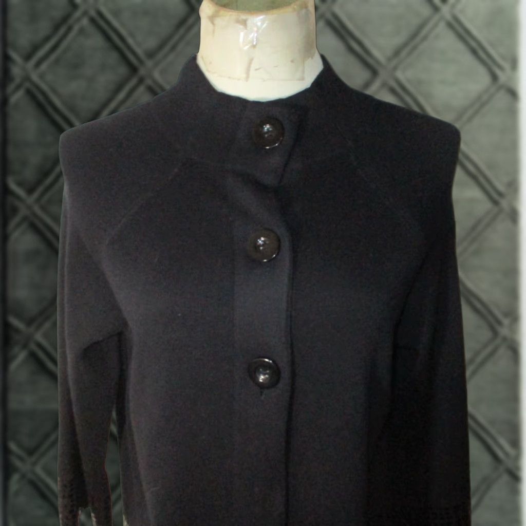 Vintage DANA BUCHMAN Navy Blue Mock Cardigan Sweater Size M Women 3/4 Sleeve Knit Cotton Blend Cardigan, Classic Fit, Button Down, All Seasons Size M / US 6-8 / IT 42-44 - 1 Thumbnail