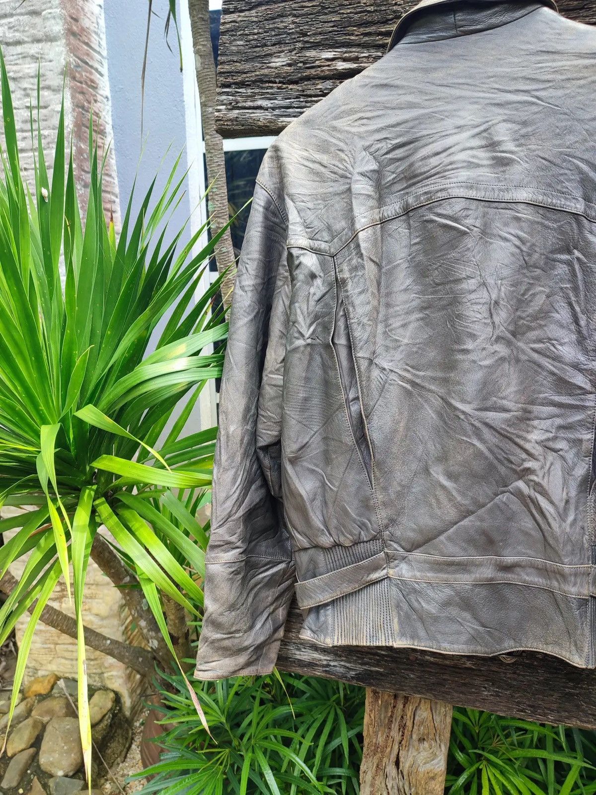 Leather Vintage Olivier Massuger Distressed Lambskin Leather Jacket Size US M / EU 48-50 / 2 - 9 Thumbnail