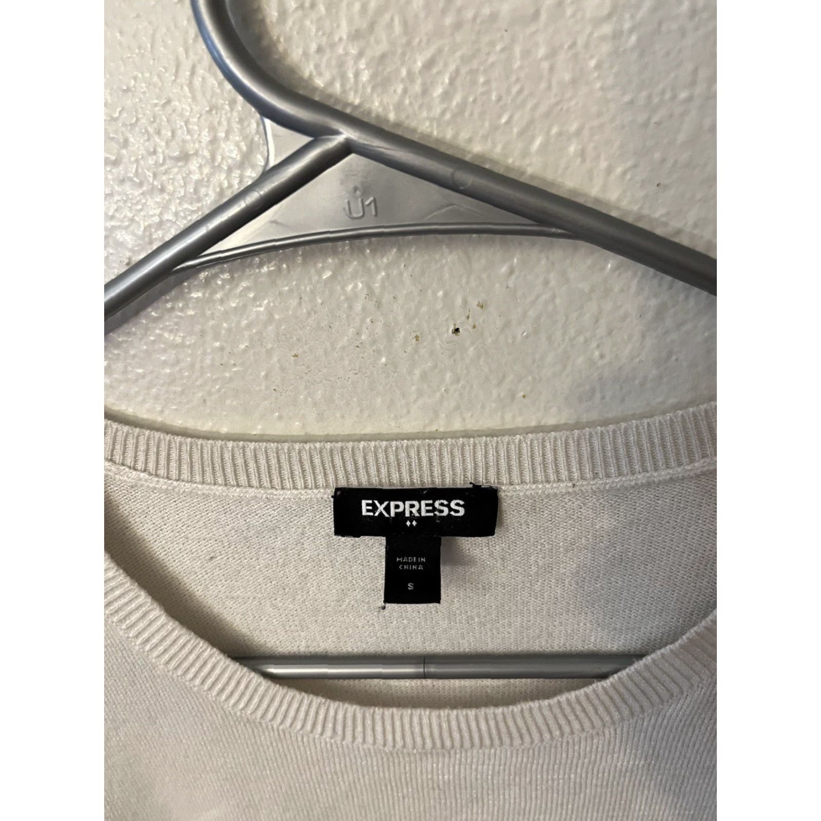Express Express Puff Shoulder Sweater Size Small Ivory Beige Size S / US 4 / IT 40 - 2 Thumbnail