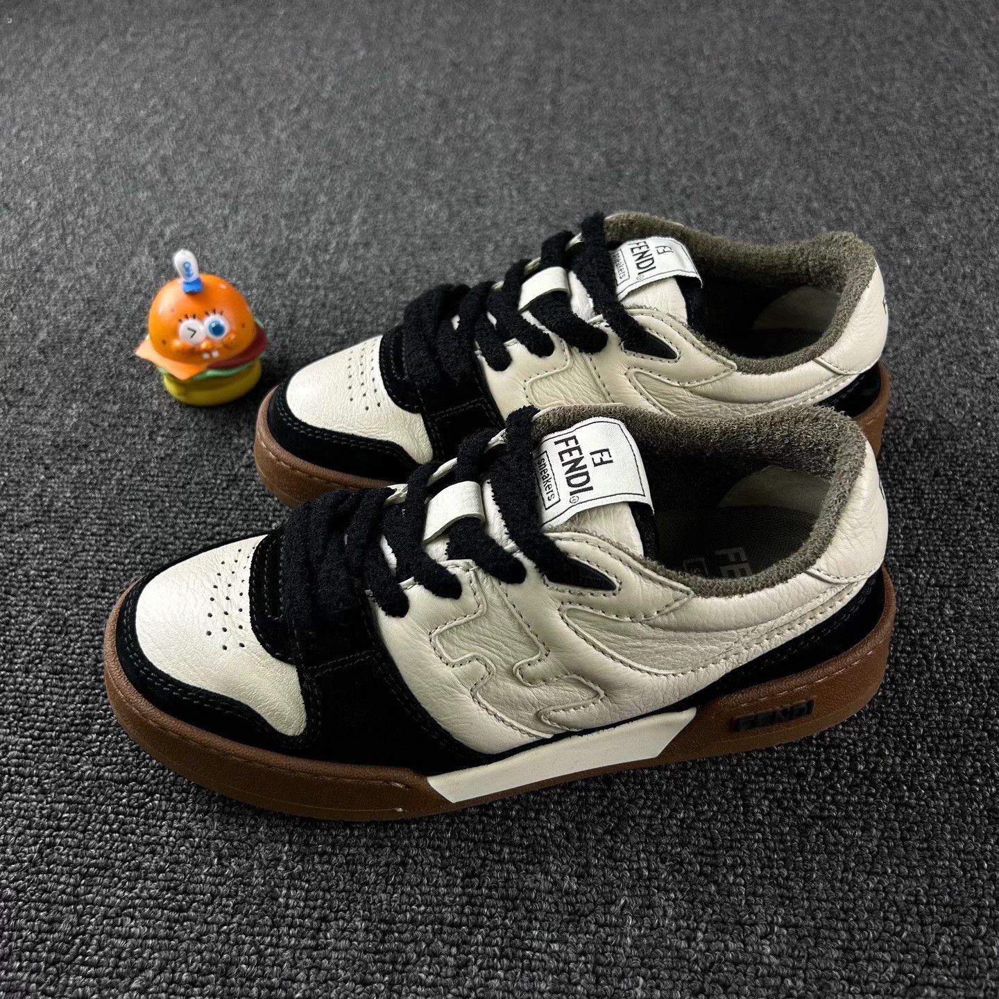 Fendi Fendi Mtach Black & White Sneakers 36 Size US 5 / IT 35 - 1 Thumbnail