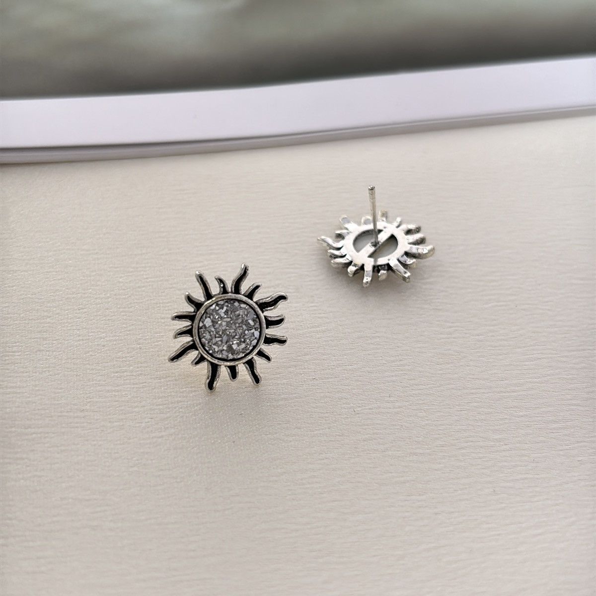 Other Sun Stud Earrings for Men Women Streetwear Punk Hip Hop Size ONE SIZE - 4 Thumbnail