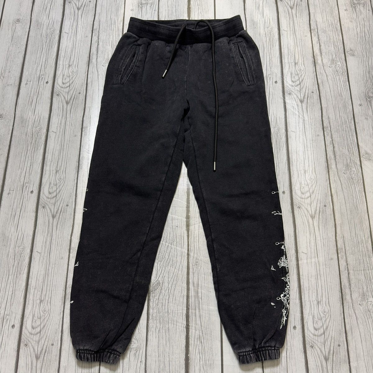 Other Valkyrae sweatpants Size US 28 / EU 44 - 2 Thumbnail