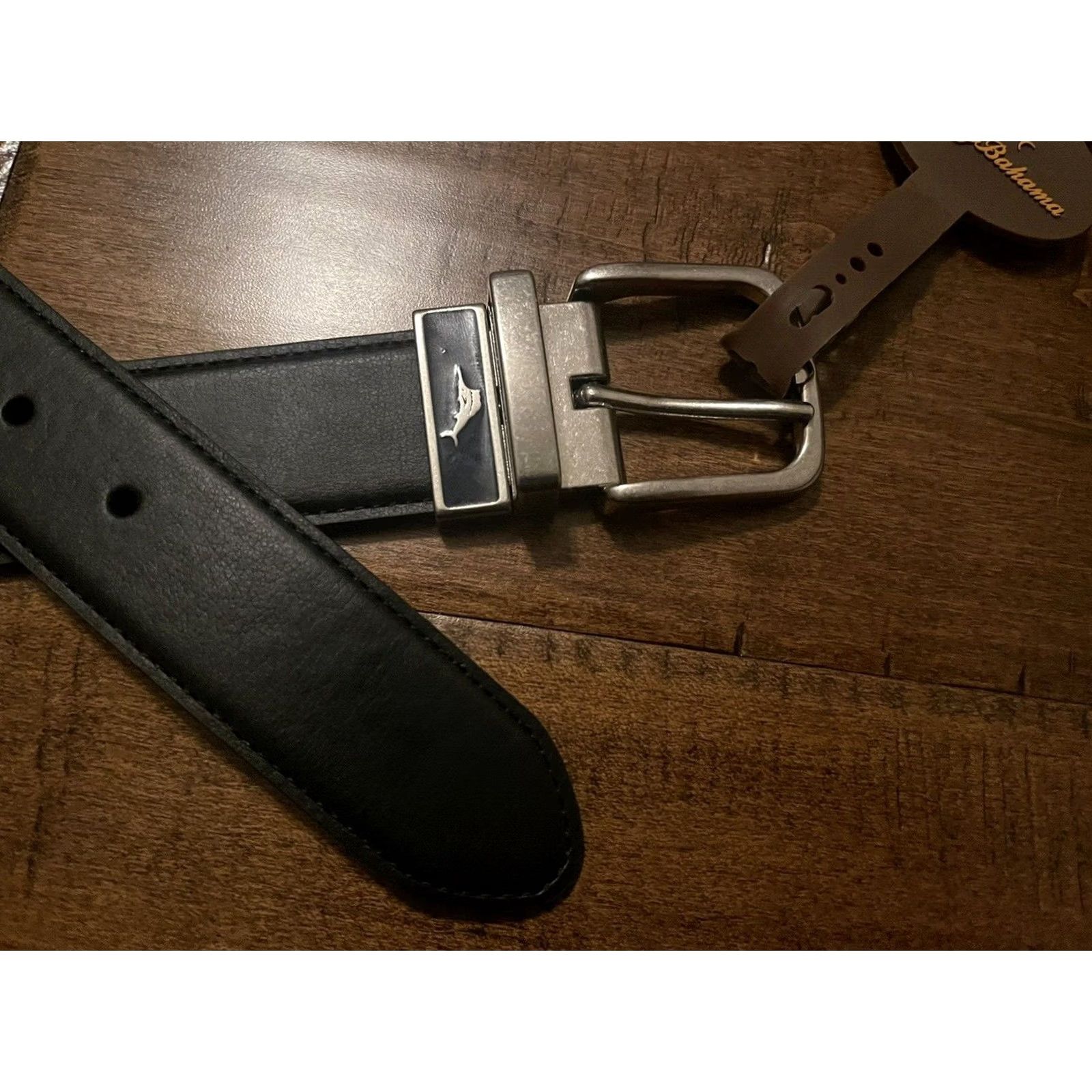 Tommy Bahama Tommy Bahama Reversible Leather Belt Black Brown Marlin Buckle Men's L New Size ONE SIZE - 4 Thumbnail
