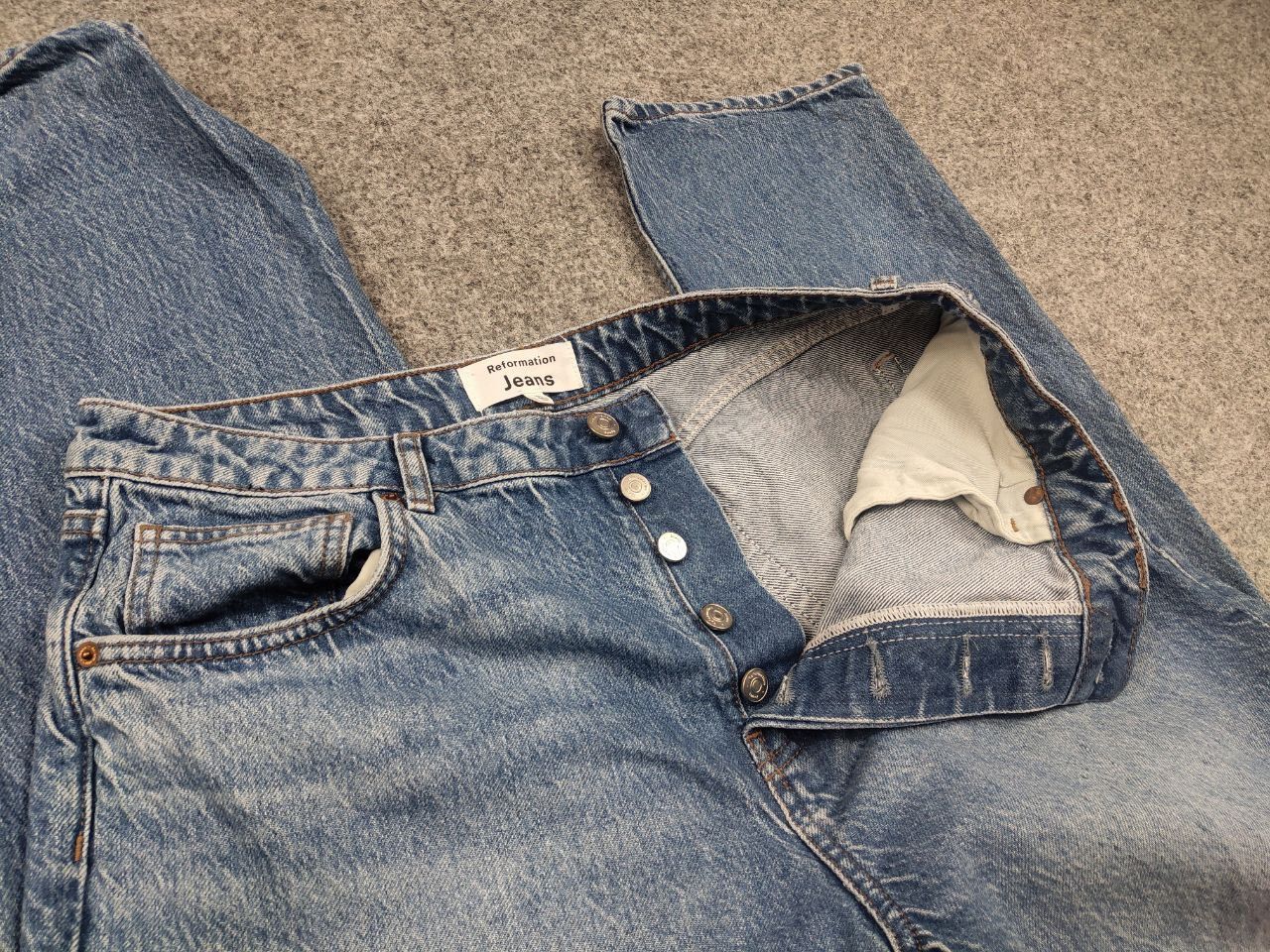 Reformation Reformation design jeans cynthia high rise Straight Denim Size 31" - 8 Thumbnail