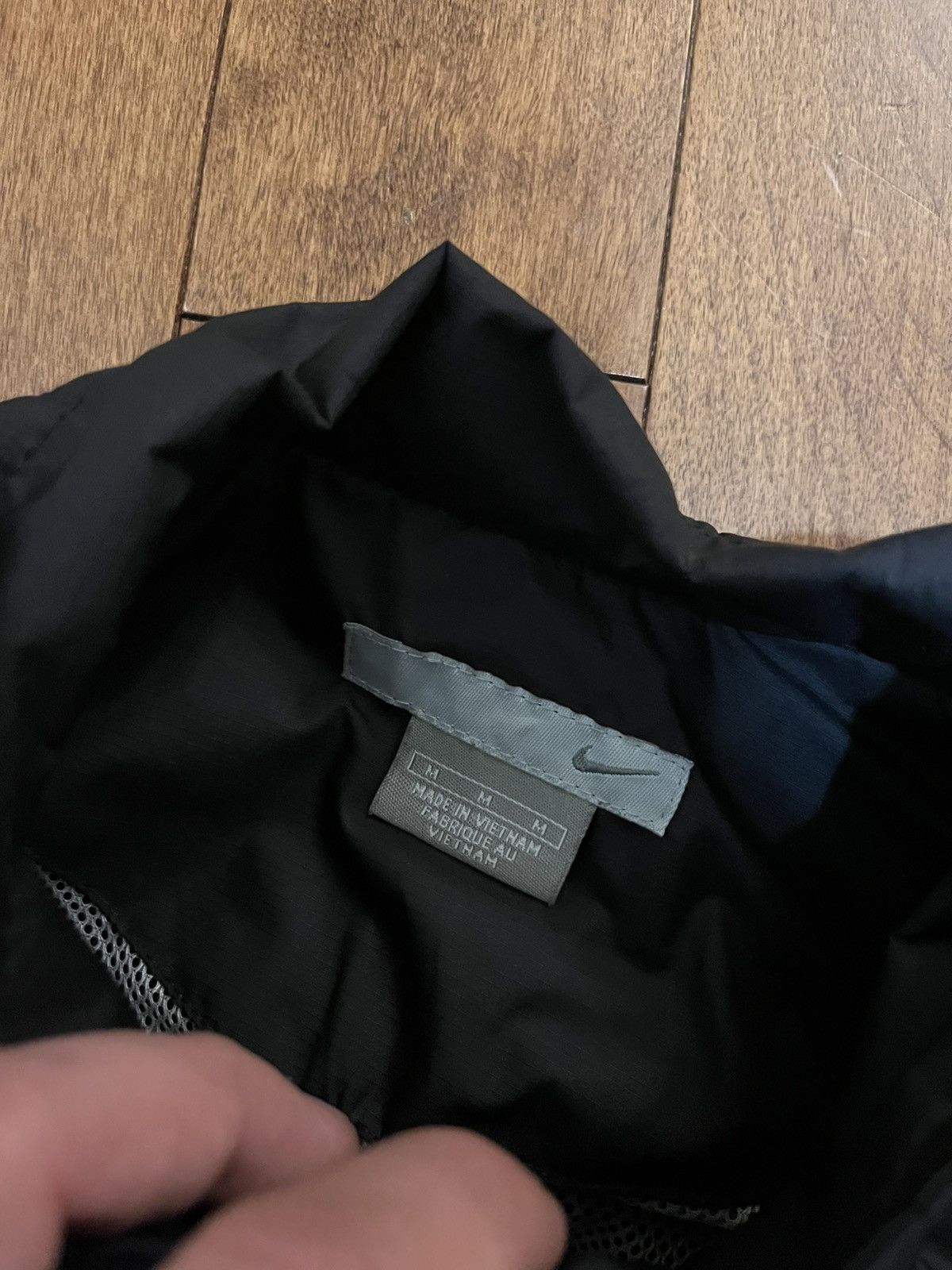 Nike Vintage y2k nike windbreaker Size US M / EU 48-50 / 2 - 3 Thumbnail