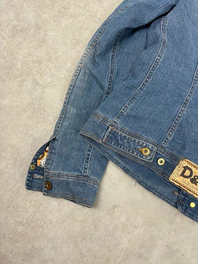 Dolce & Gabbana AW2005 Dolce & Gabbana Blue Denim Distressed Fur-Collar Jacket Size S / US 4 / IT 40 - 8 Thumbnail