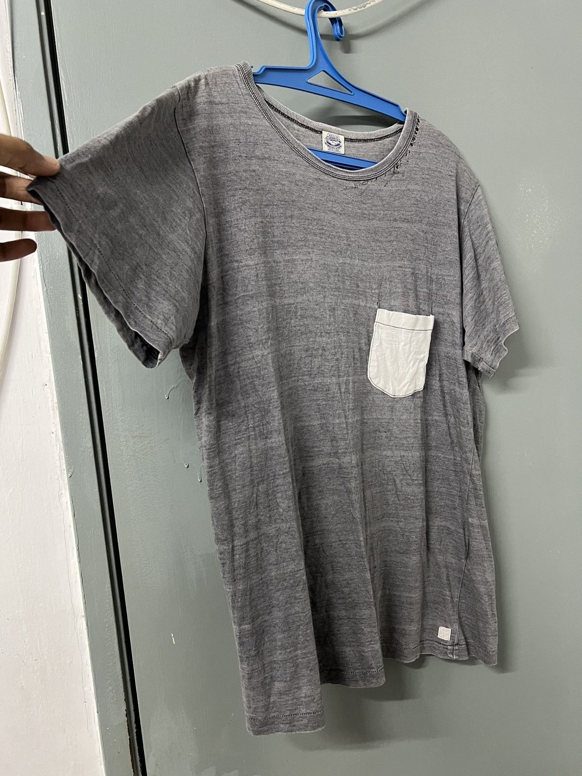 Vintage THRASHED FADED POCKET TEE ERD GRUNGE Size US M / EU 48-50 / 2 - 4 Thumbnail