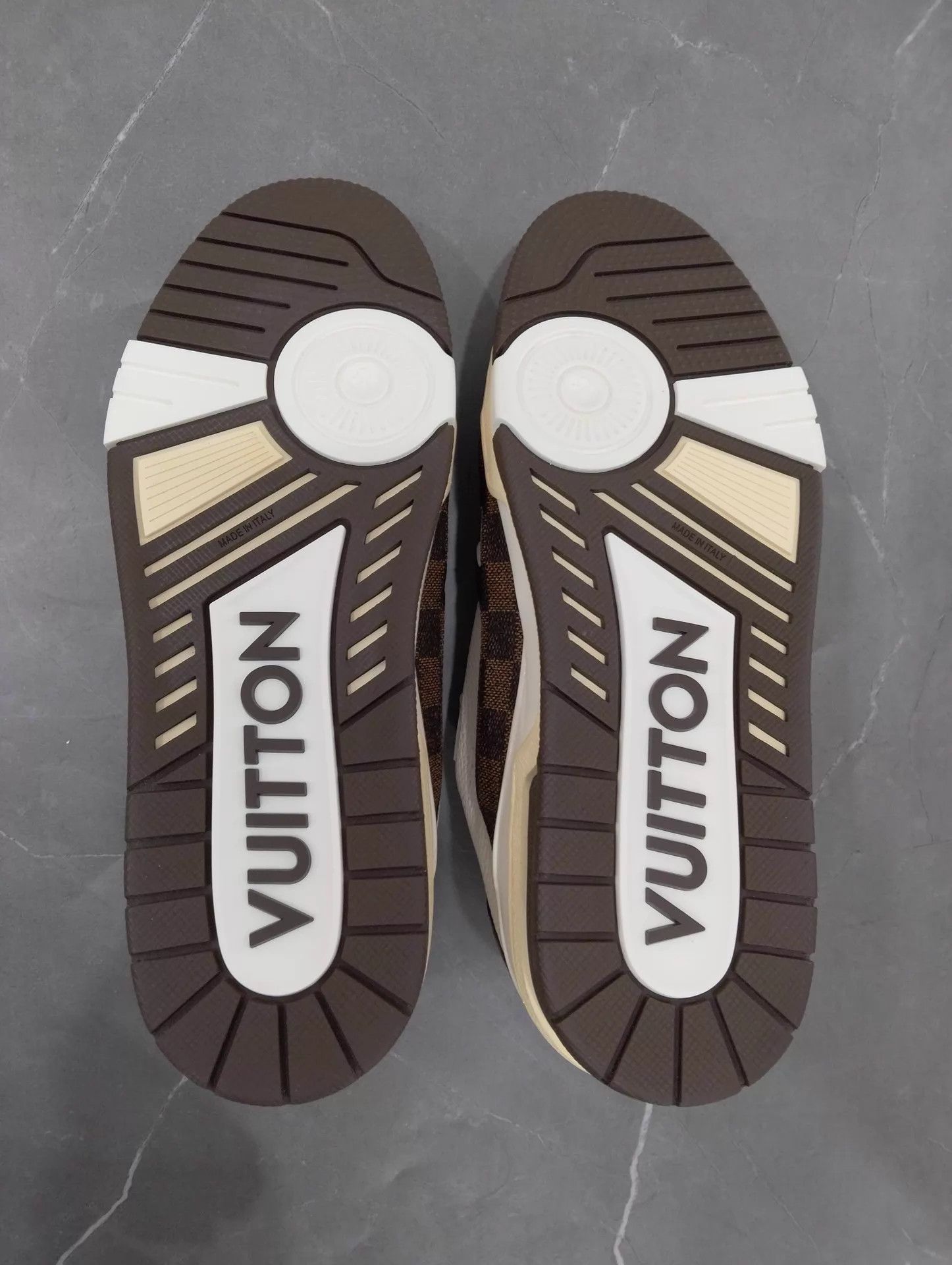 Louis Vuitton LV Trainer Damier White Brown Black 42.5 Size US 9.5 / EU 42-43 - 6 Thumbnail