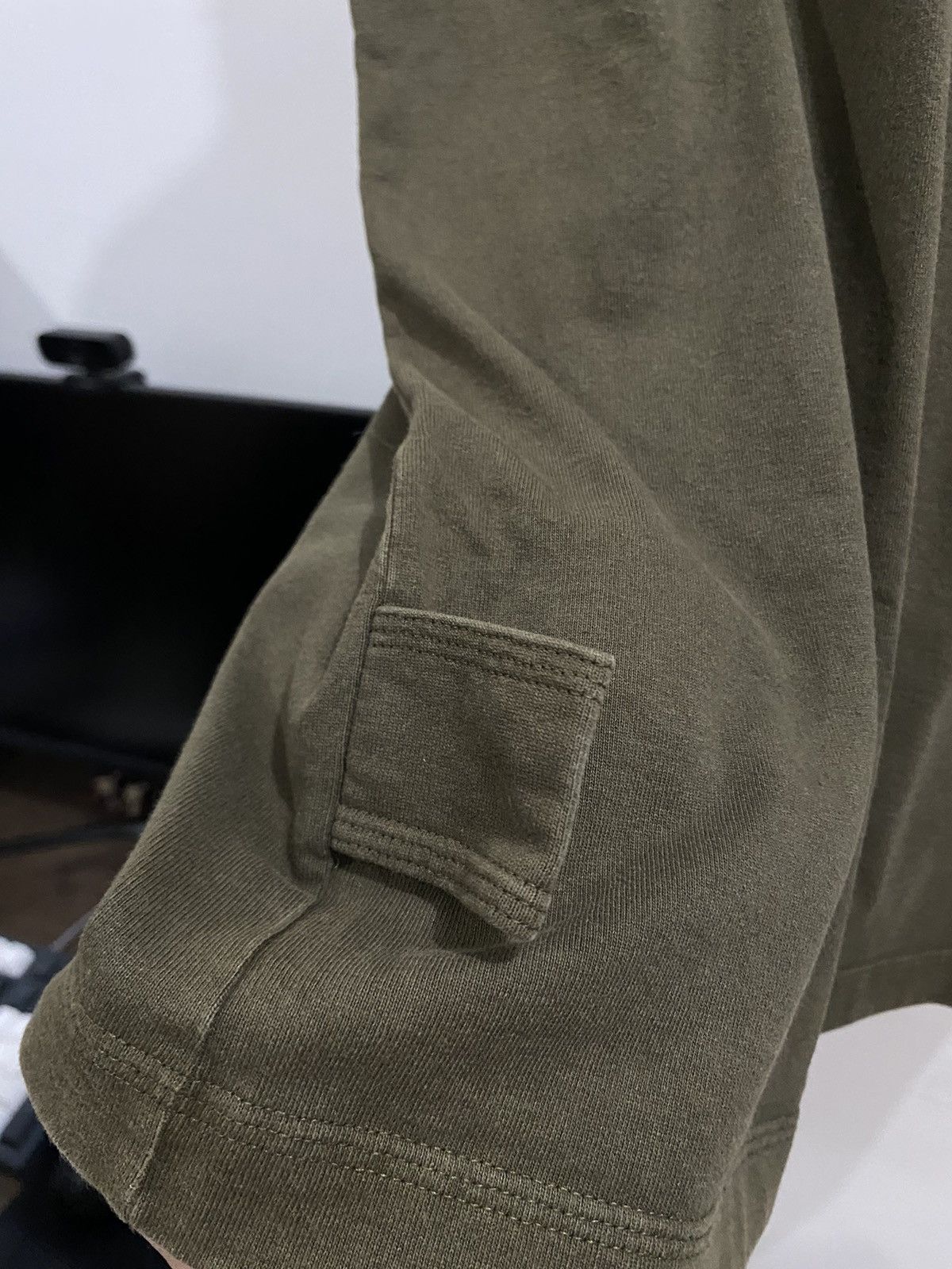 Bottega Veneta BOTTEGA VENETA PRE-FALL 2019 GREEN PLAIN SHIRT Size US M / EU 48-50 / 2 - 3 Thumbnail