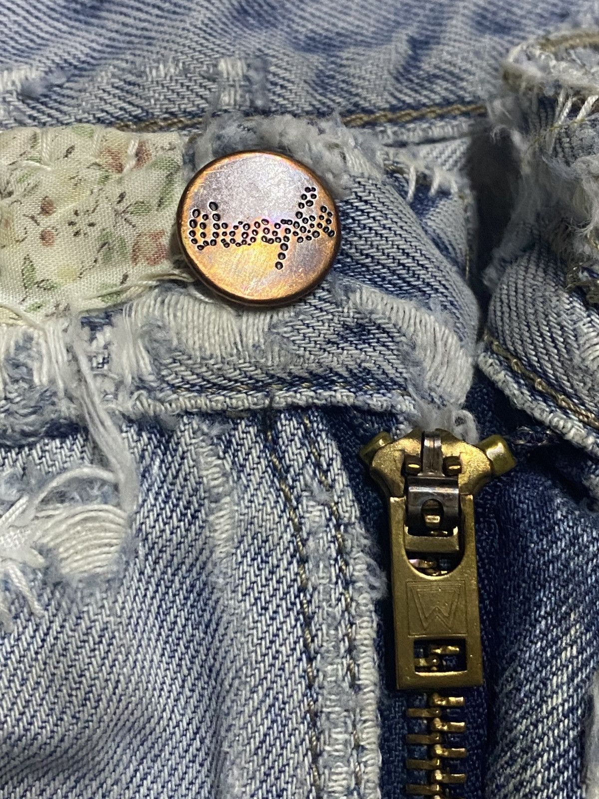 Wrangler Wrangler Destroy Trash Flare Jeans Size US 29 - 12 Thumbnail