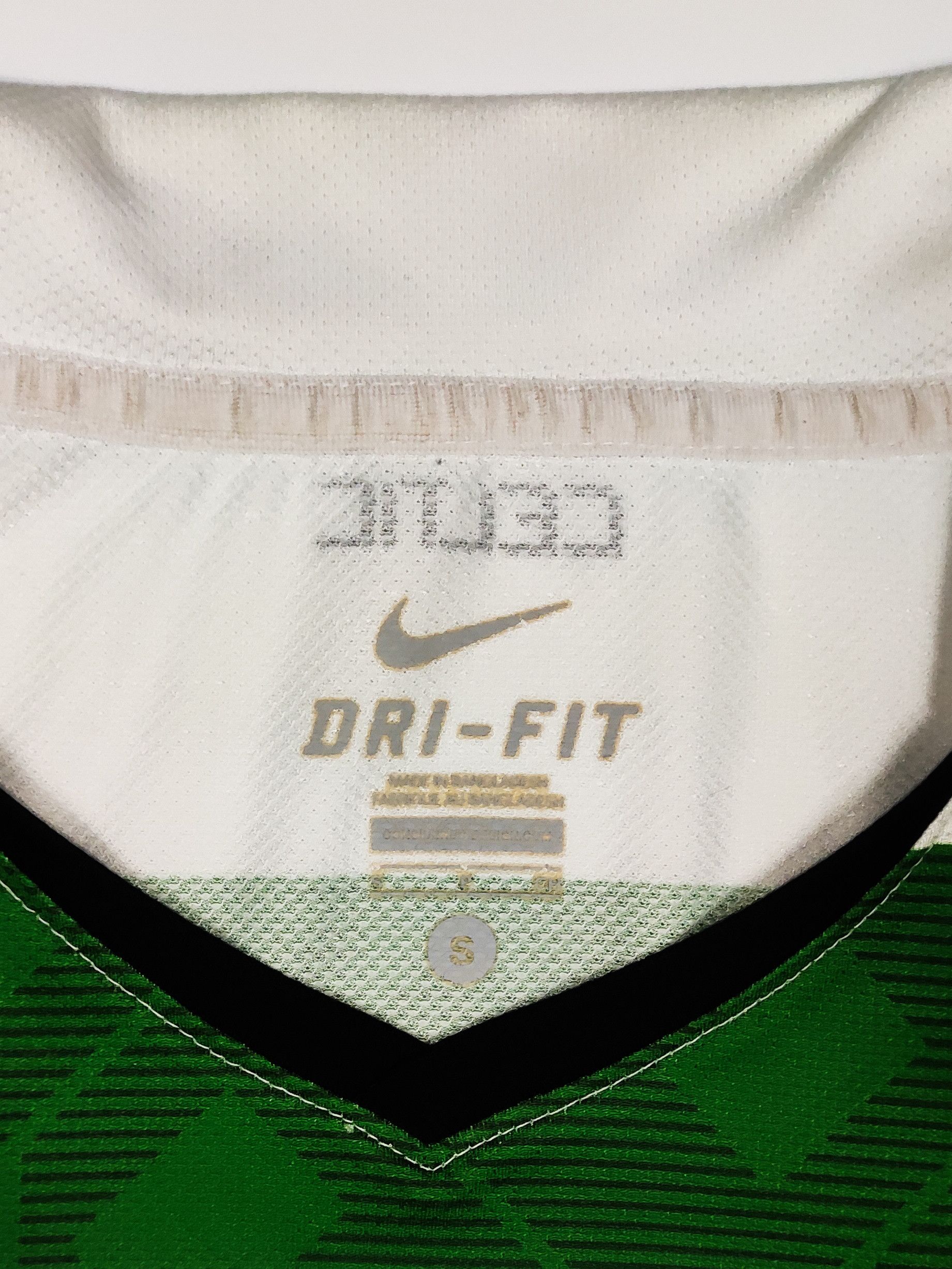 Nike Pawel Brozek #17 Celtic Glasgow FC 2011 2012 Nike Home Shirt Size US S / EU 44-46 / 1 - 3 Thumbnail
