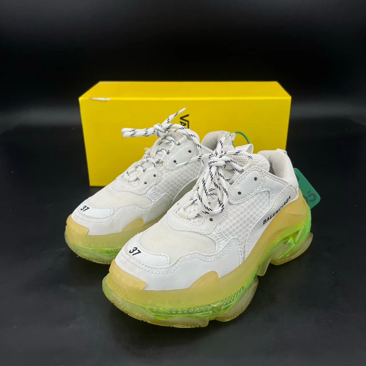 Balenciaga Balenciaga Triple S White Green 37 3W Near New OG Box Size US 7 / IT 37 - 1 Thumbnail