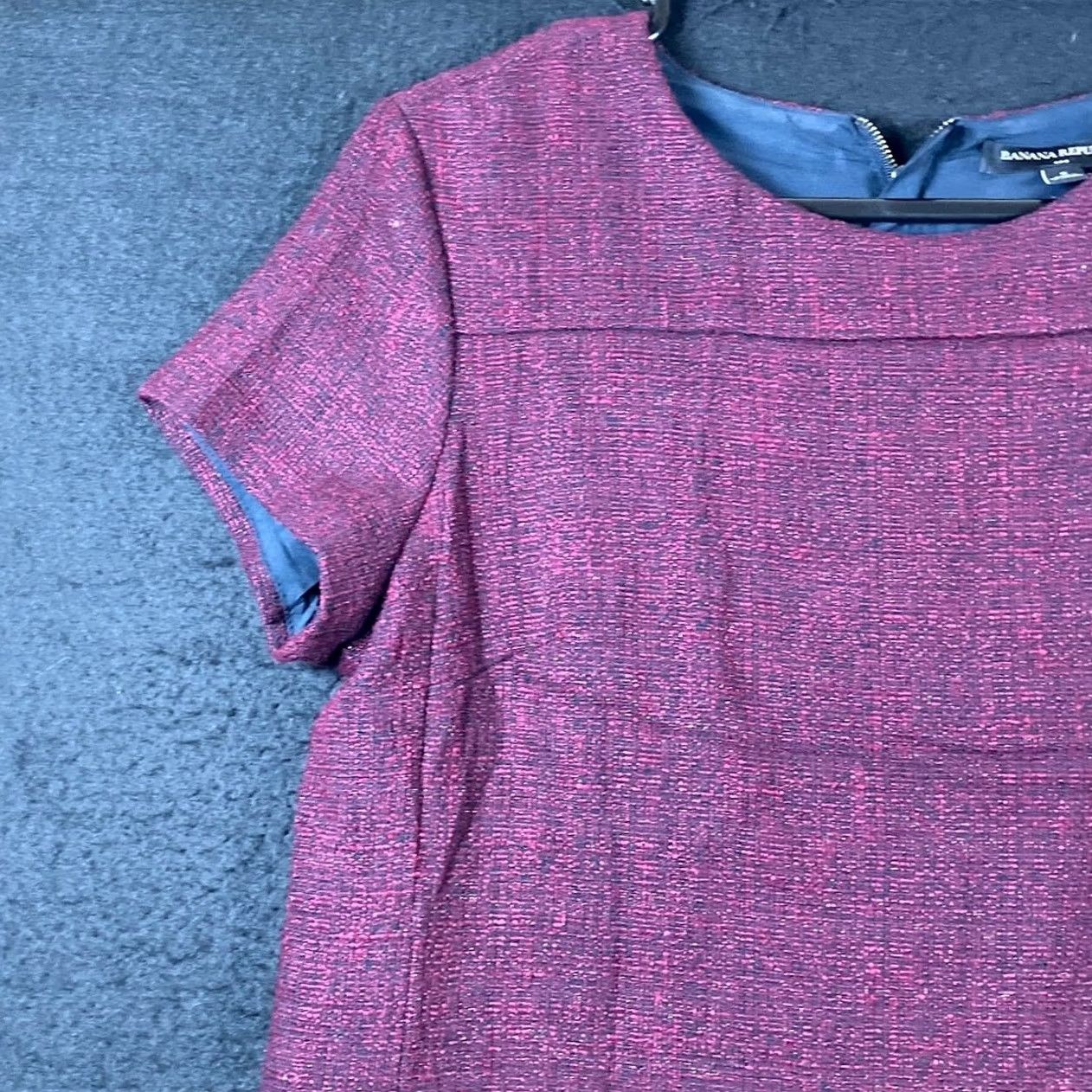 Banana Republic Banana Republic Womens Dress Red Tweed Short Sleeve Back Zip Stretch Small Dress Size 28" / US 6 / IT 42 - 4 Thumbnail