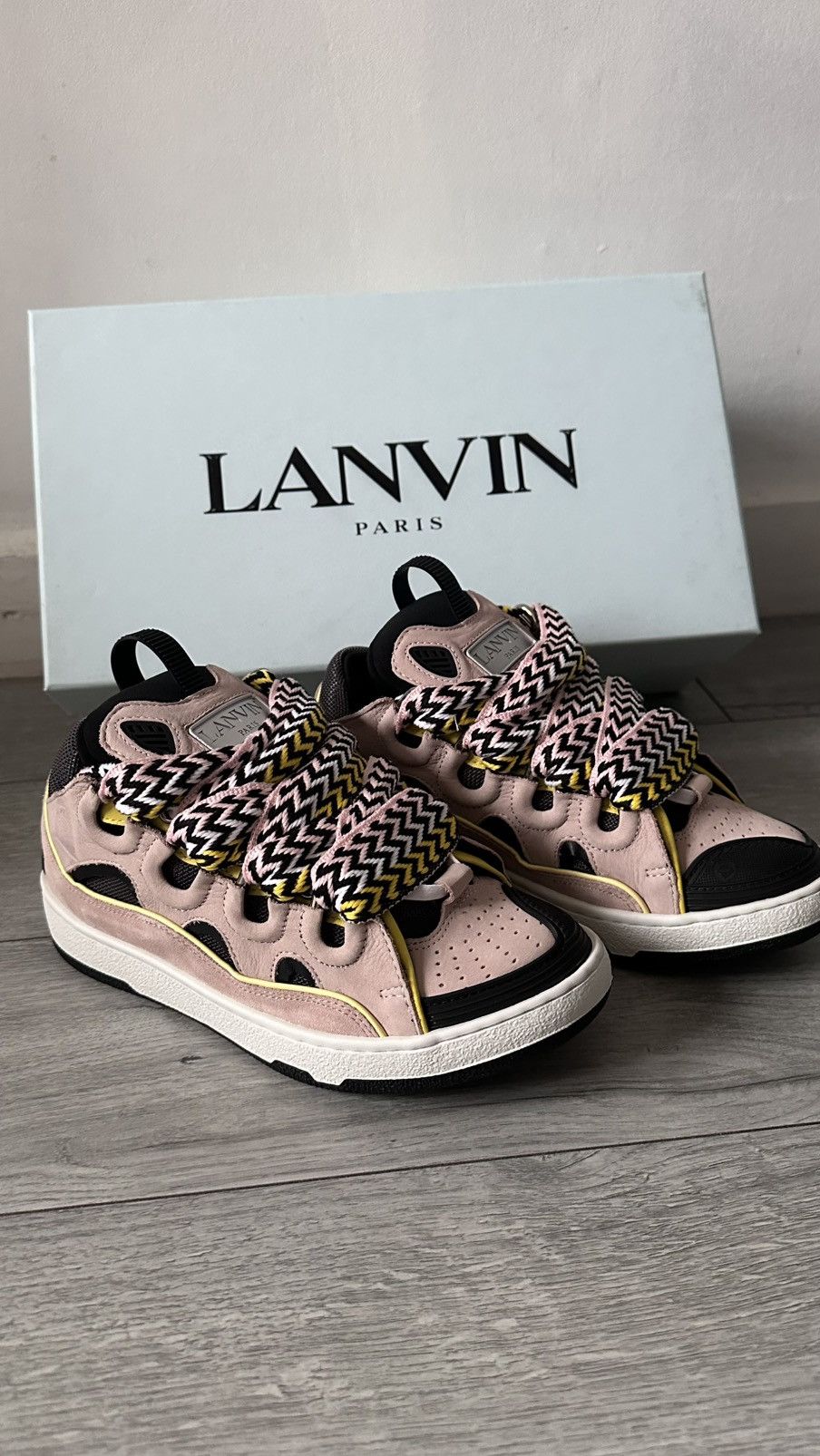 Lanvin Lanvin Curb Sneaker Pink Black Yellow Size US 5 / IT 35 - 2 Thumbnail